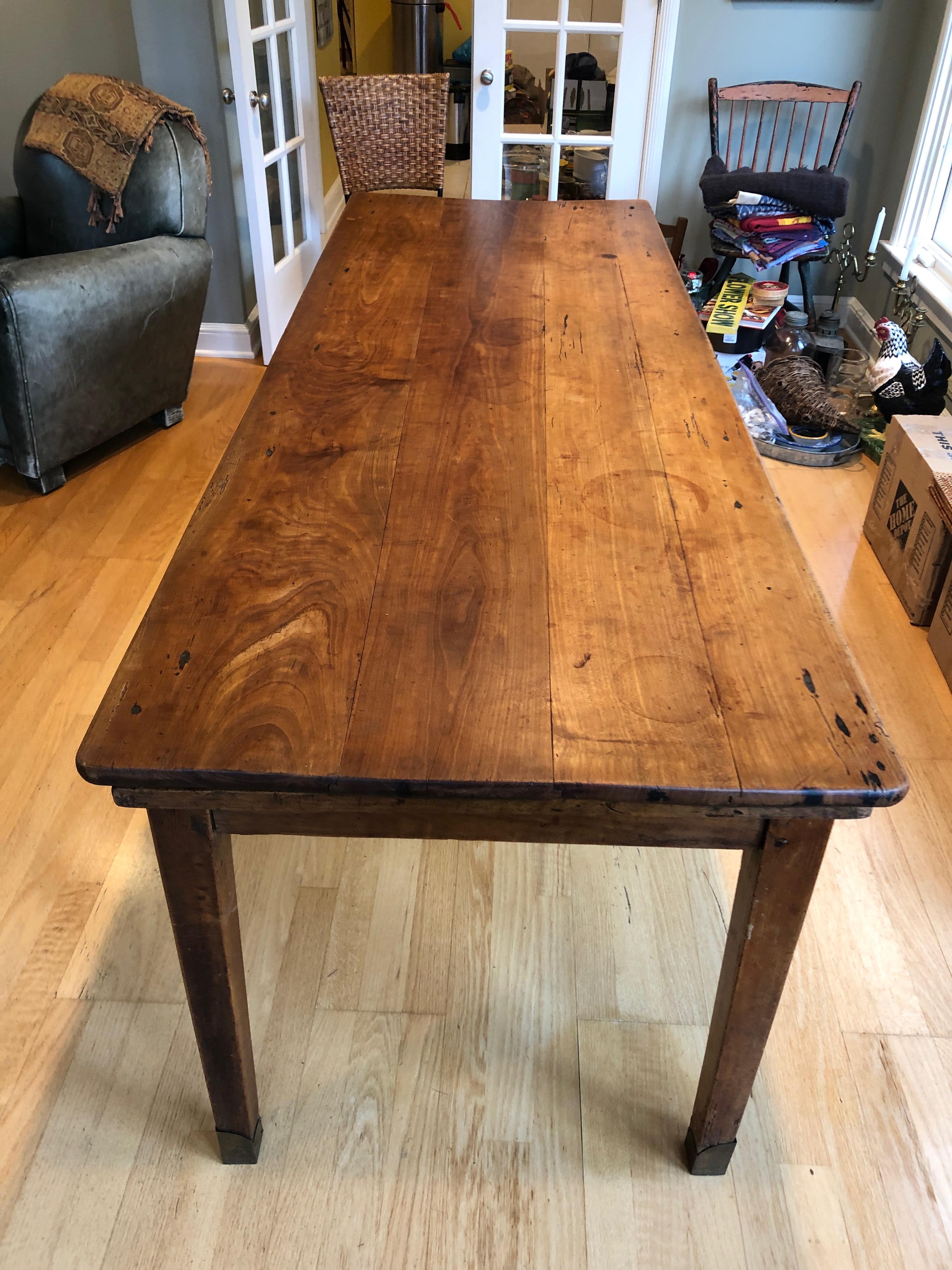 Warm and Friendly 19th Century Elegant Country Cherry Farm Table In Good Condition In Hopewell, NJ