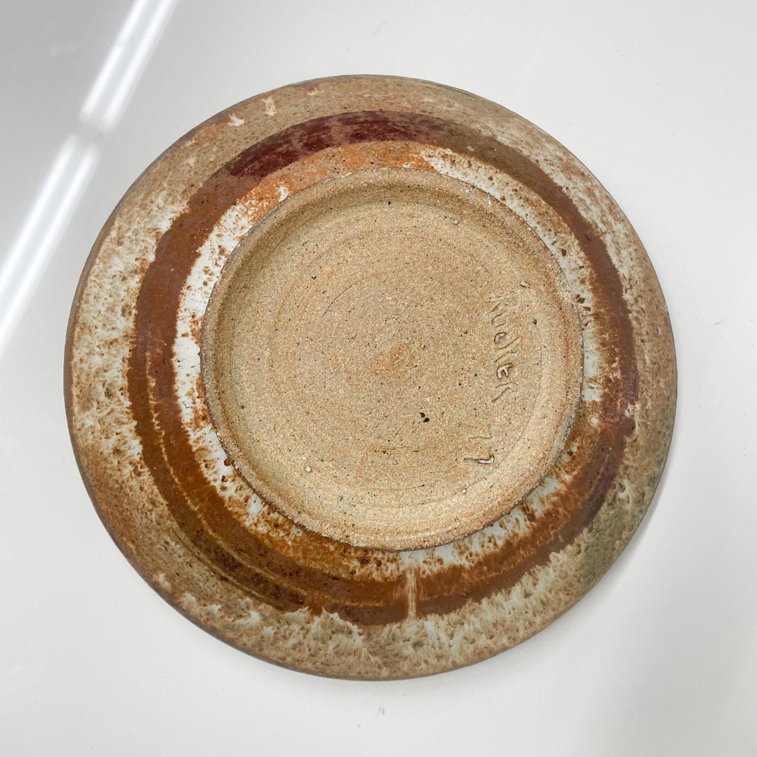 1977 Speckled Art Pottery Bowl Signed Rucker For Sale 1