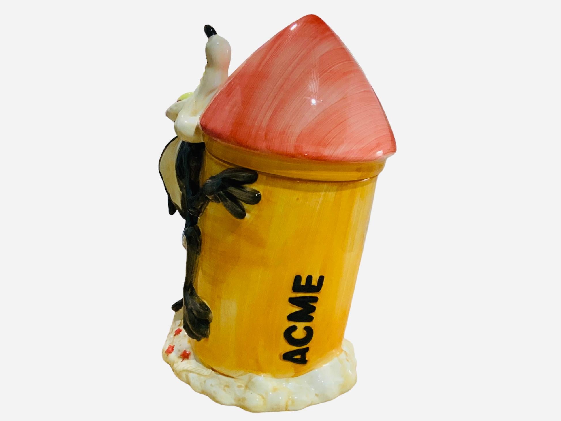 Warner Bros, Looney Tunes Wile E. Coyote ACME Rocket Cookie JAR (Taiwanesisch) im Angebot