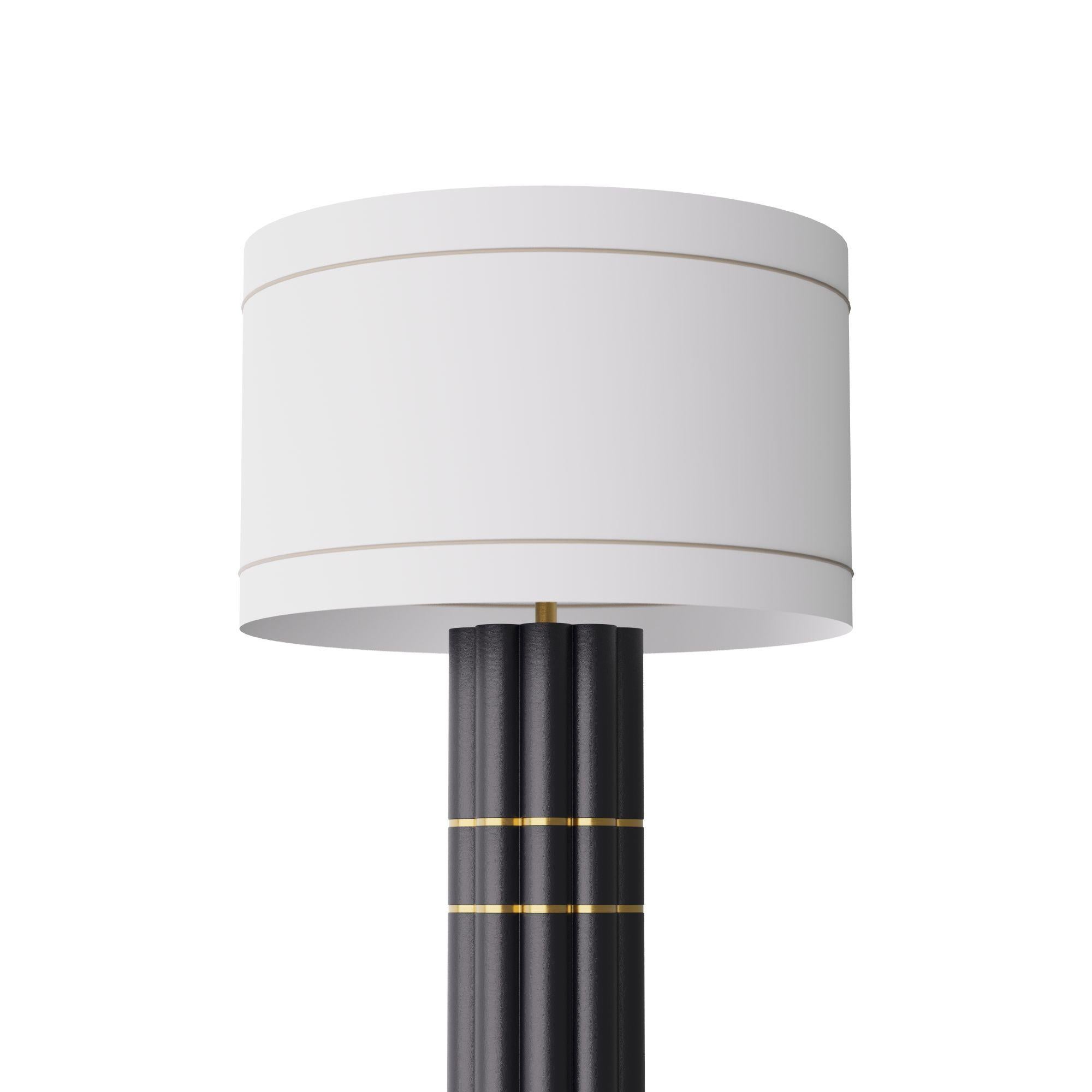 Warner Floor Lamp PFC07-SH016 - Black, Resin, Brass In Good Condition For Sale In London, GB