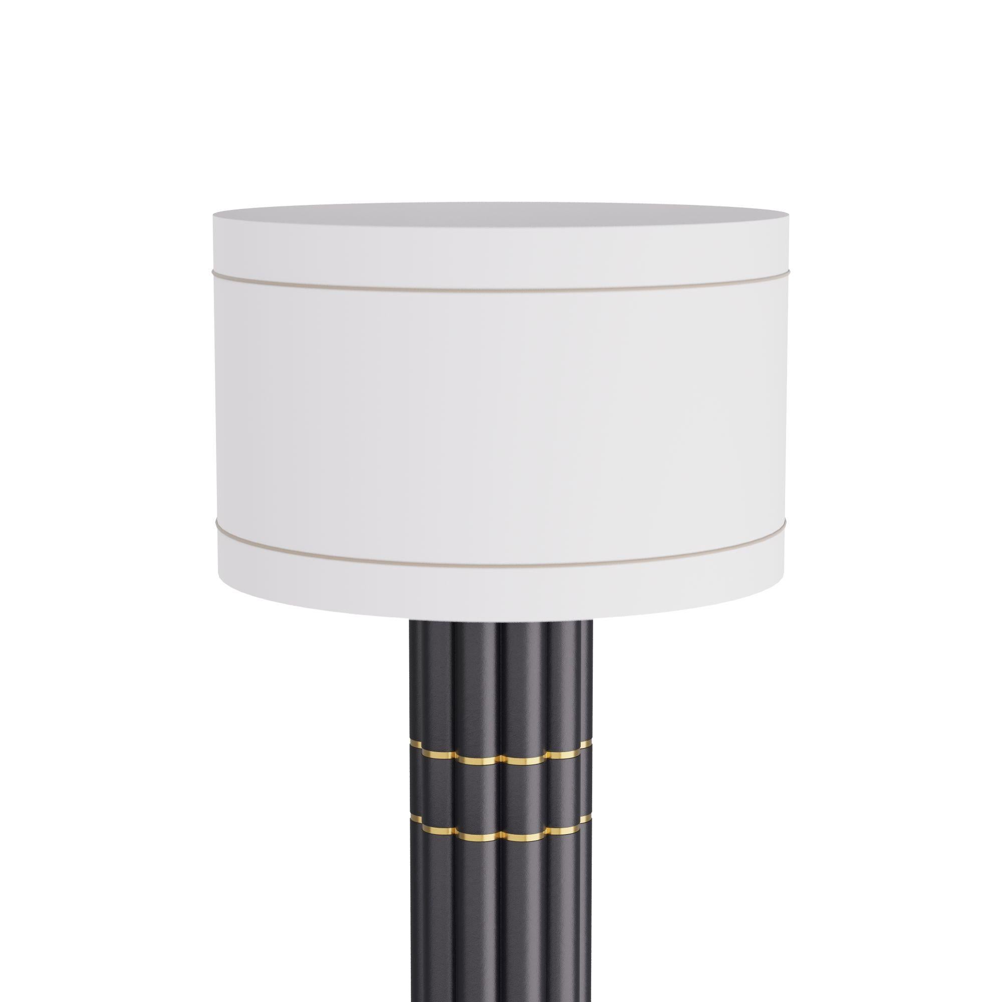 Contemporary Warner Floor Lamp PFC07-SH016 - Black, Resin, Brass For Sale