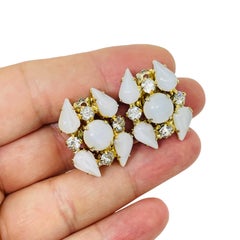 Pendientes de clip de diseño «WARNER», con strass de cristal blanco y tono dorado, de los años 70