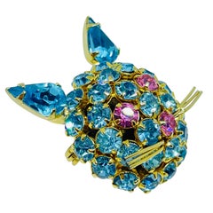 WARNER signed vintage blue pink cat designer brooch