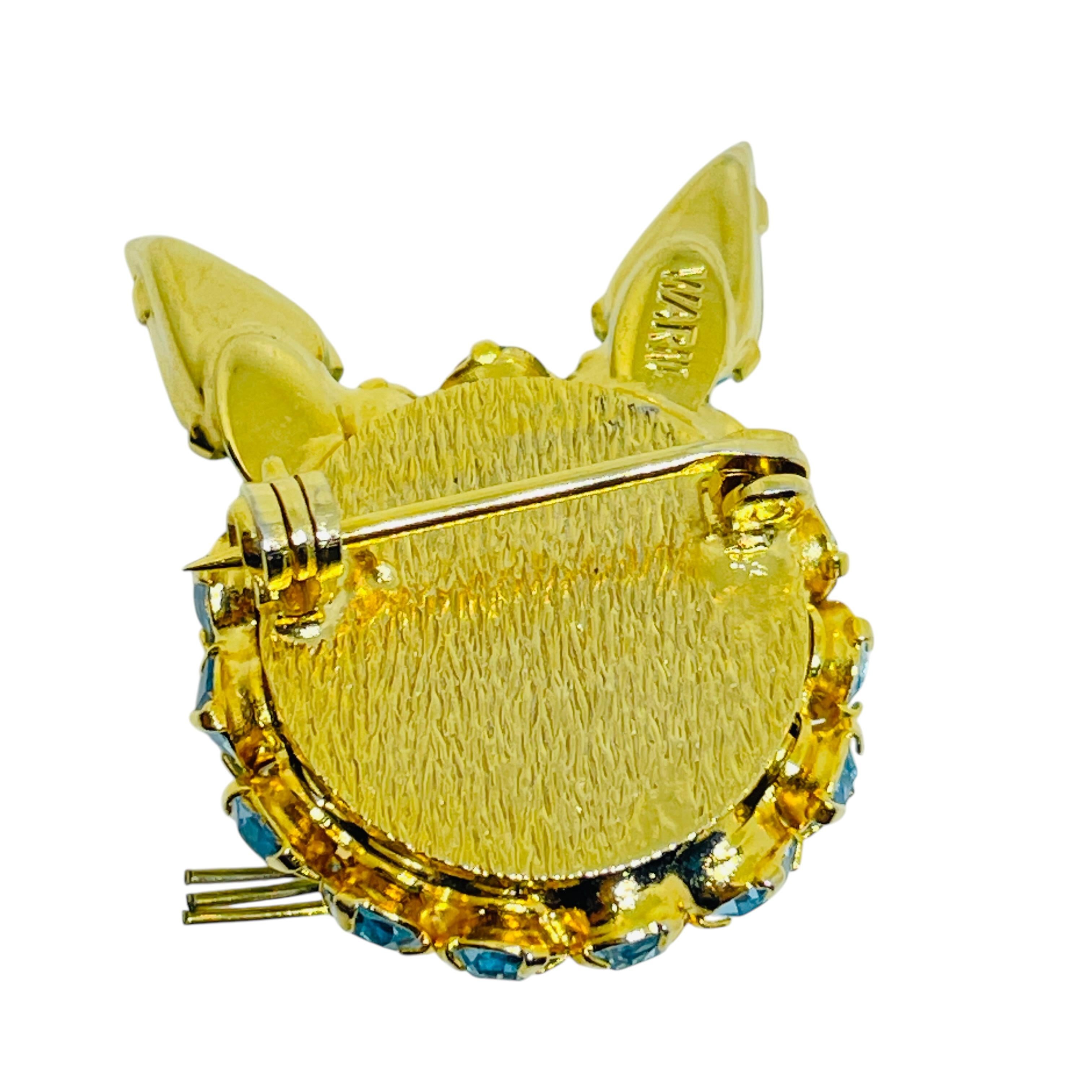 Spilla vintage firmata WARNER con gatto blu e rosa In condizioni buone in vendita a Palos Hills, IL