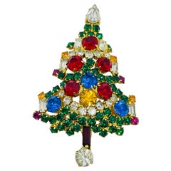 WARNER signed vintage gold tone jewel rhinestone Christmas tree designer brooch