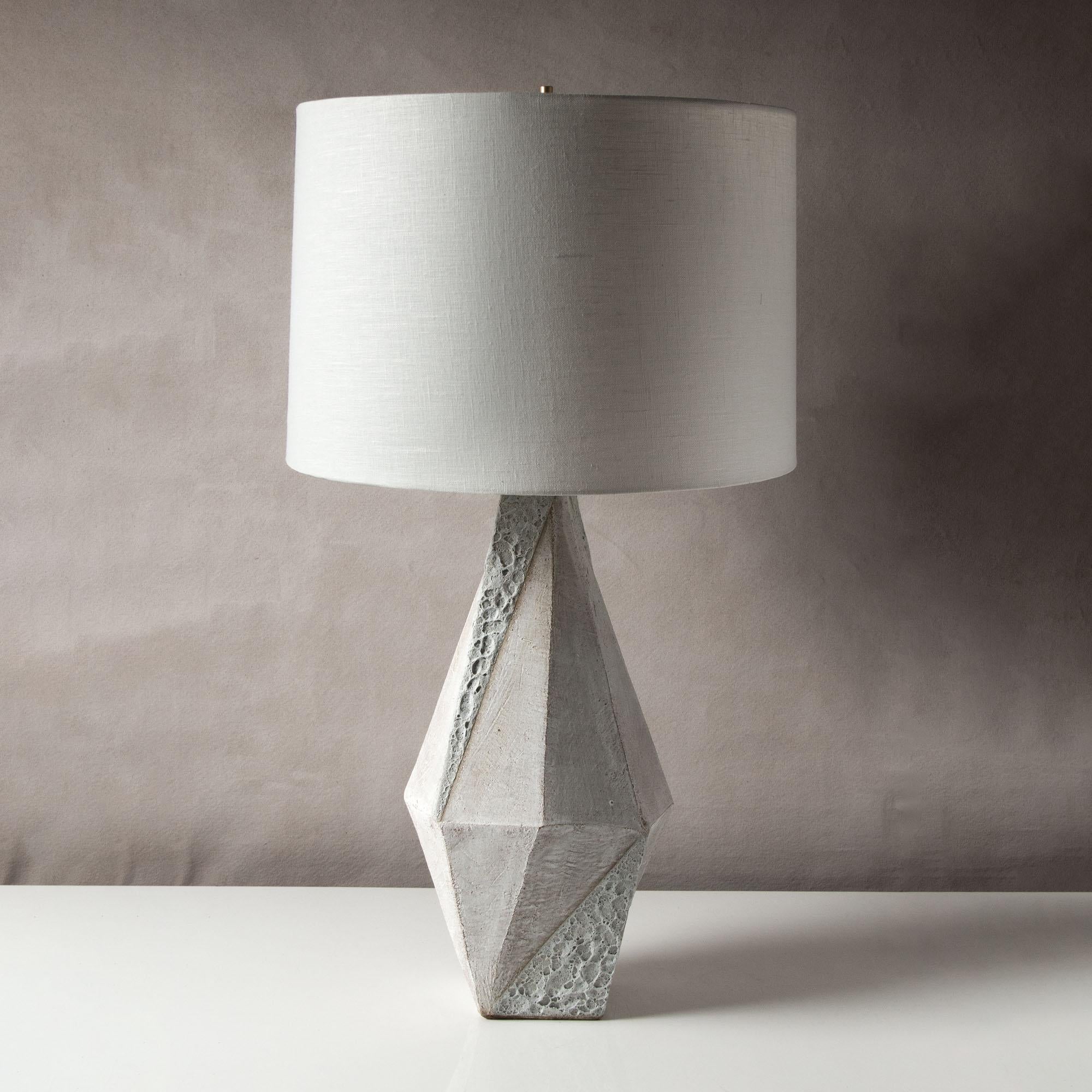 Modern Warp - Matte and Textured White Glazed Tall Geometric Ceramic Table Lamp For Sale