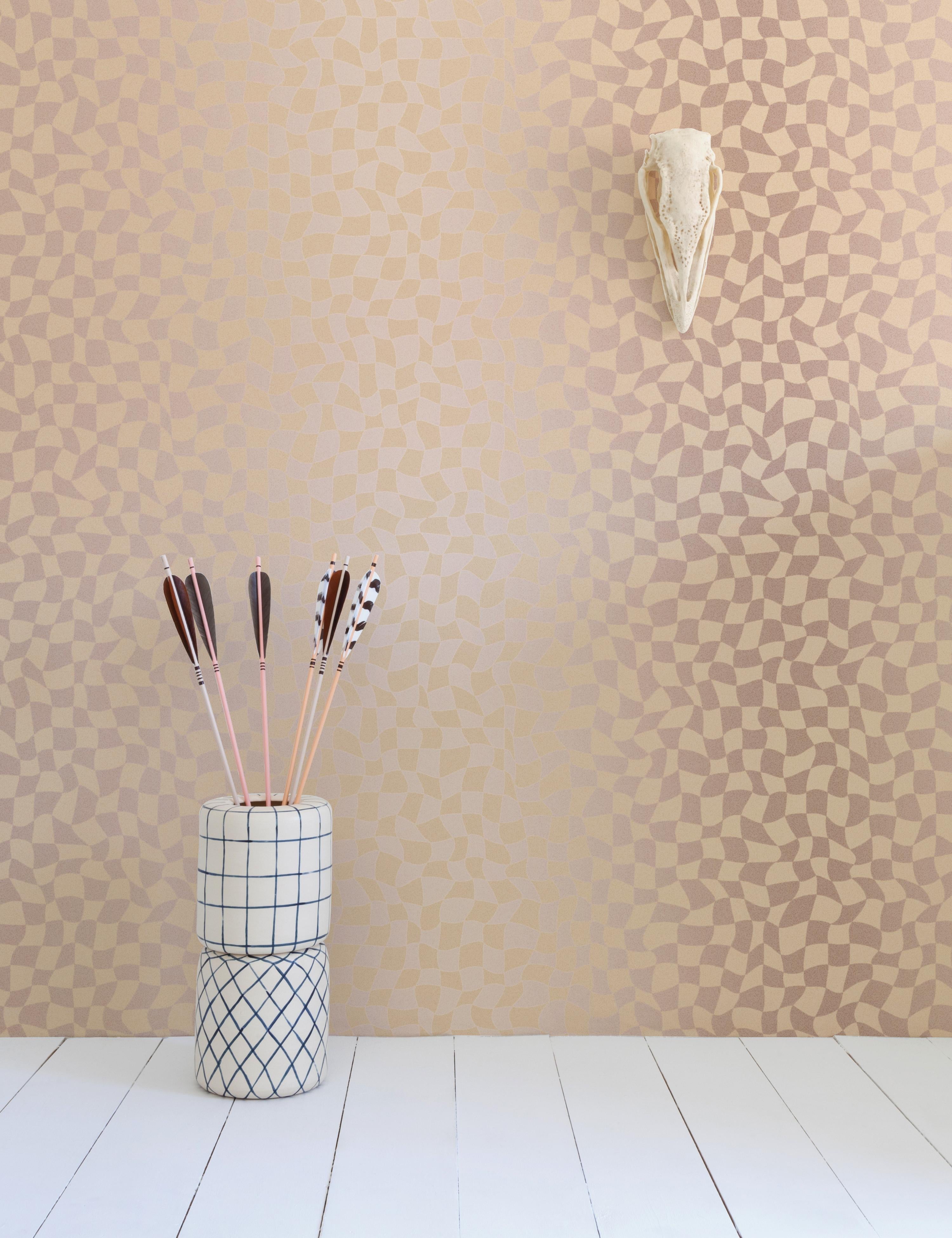 Warped Check Metallic Typ II Wandteppich in Lustre (SAMPLE) im Zustand „Neu“ im Angebot in Brooklyn, NY