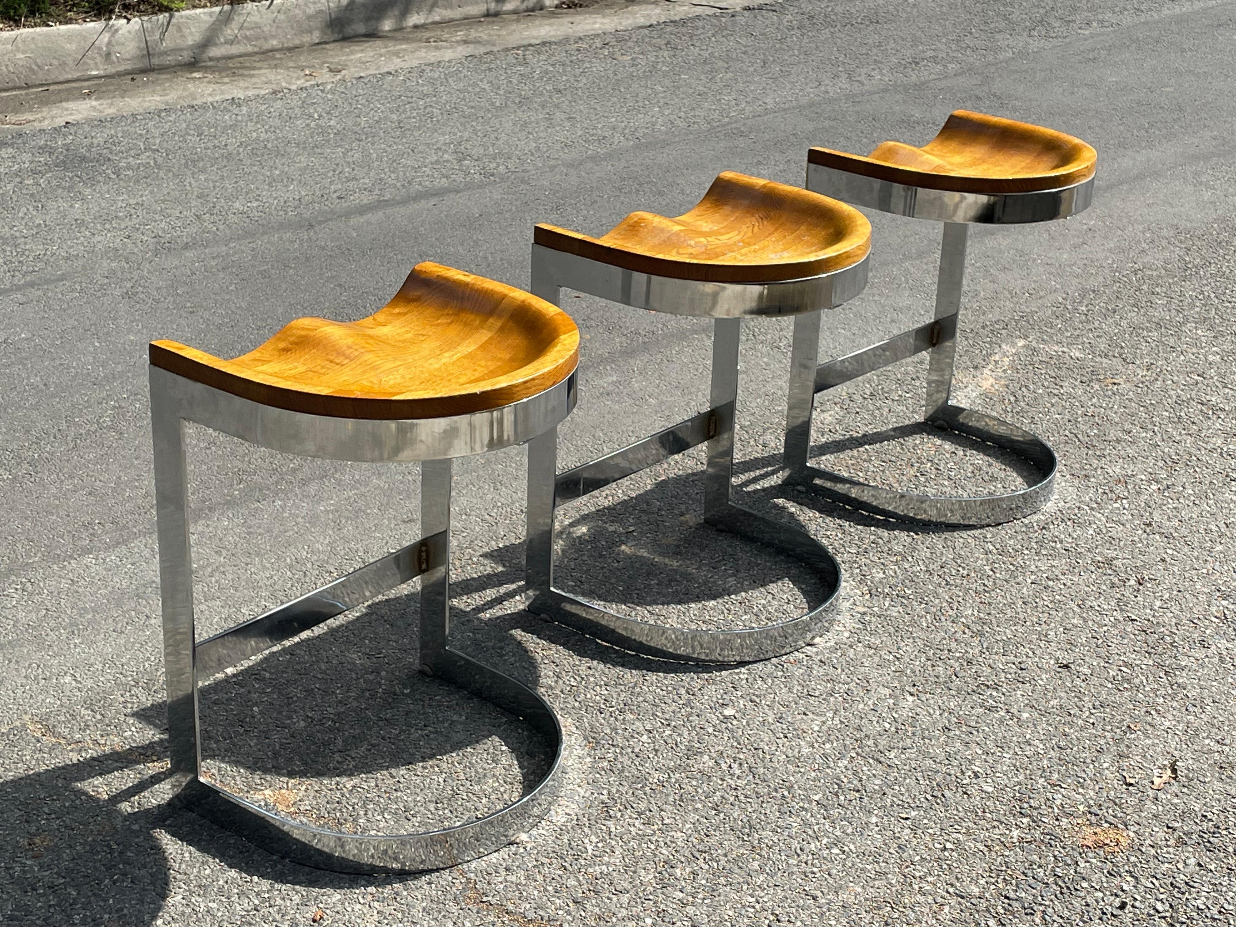 Late 20th Century Warren Bacon Oak and Chromed Steel Counter Stools, Set of 3 For Sale