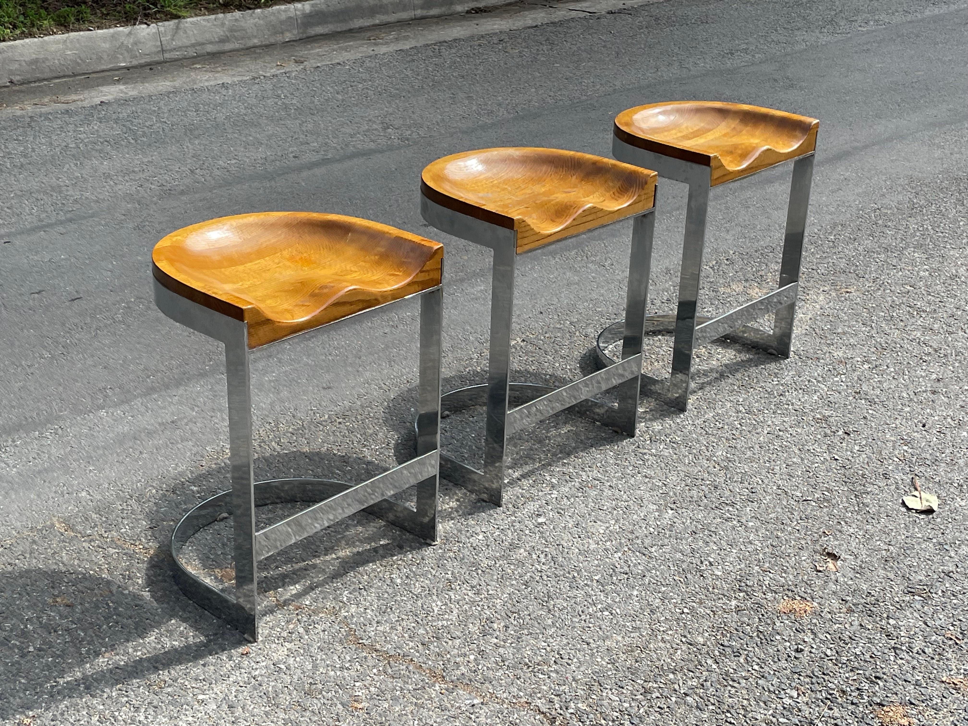 Warren Bacon Oak and Chromed Steel Counter Stools, Set of 3 For Sale 3
