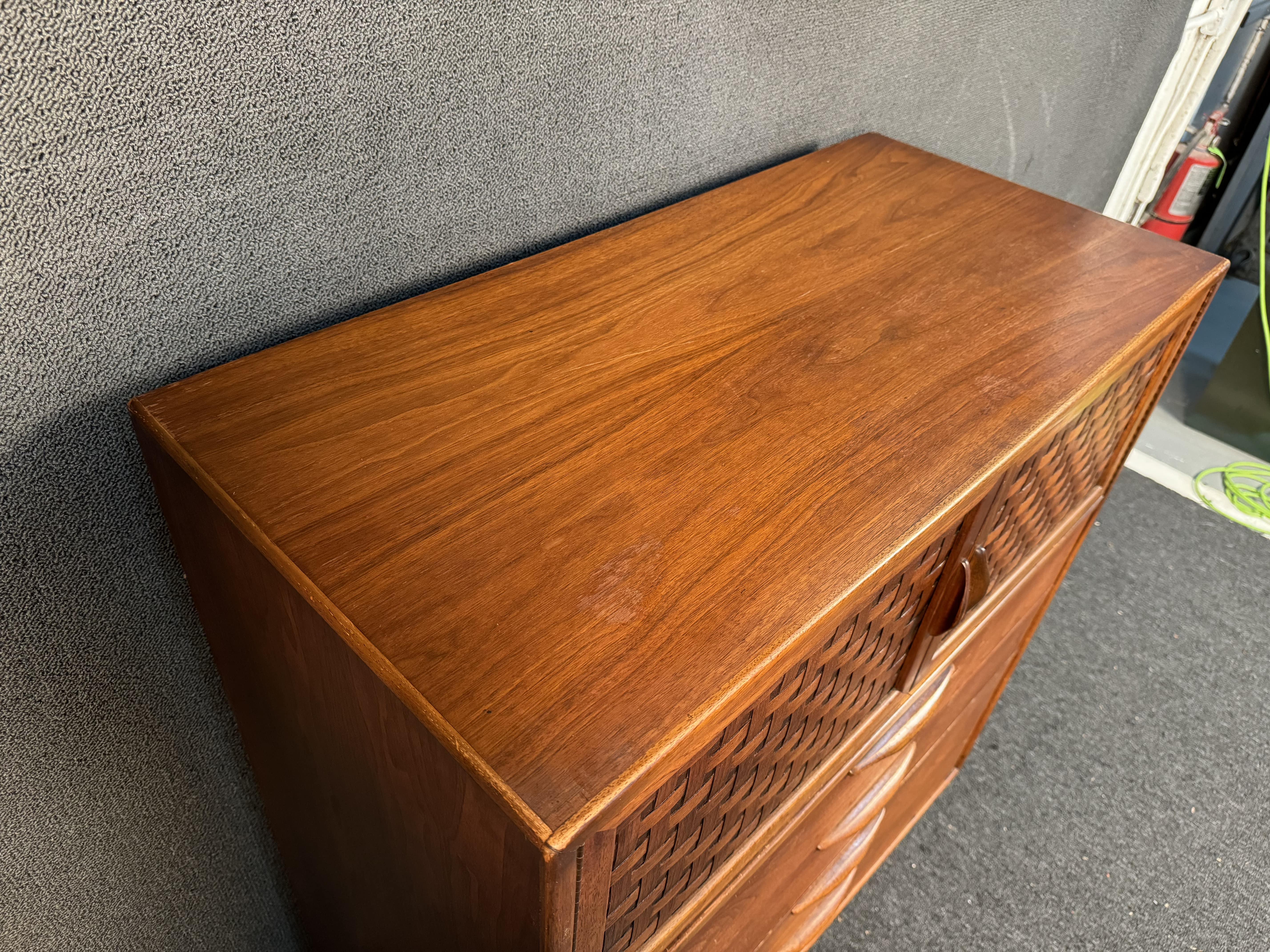 Warren Church for Lane Mid-Century Modern Gentlemans Chest For Sale 13