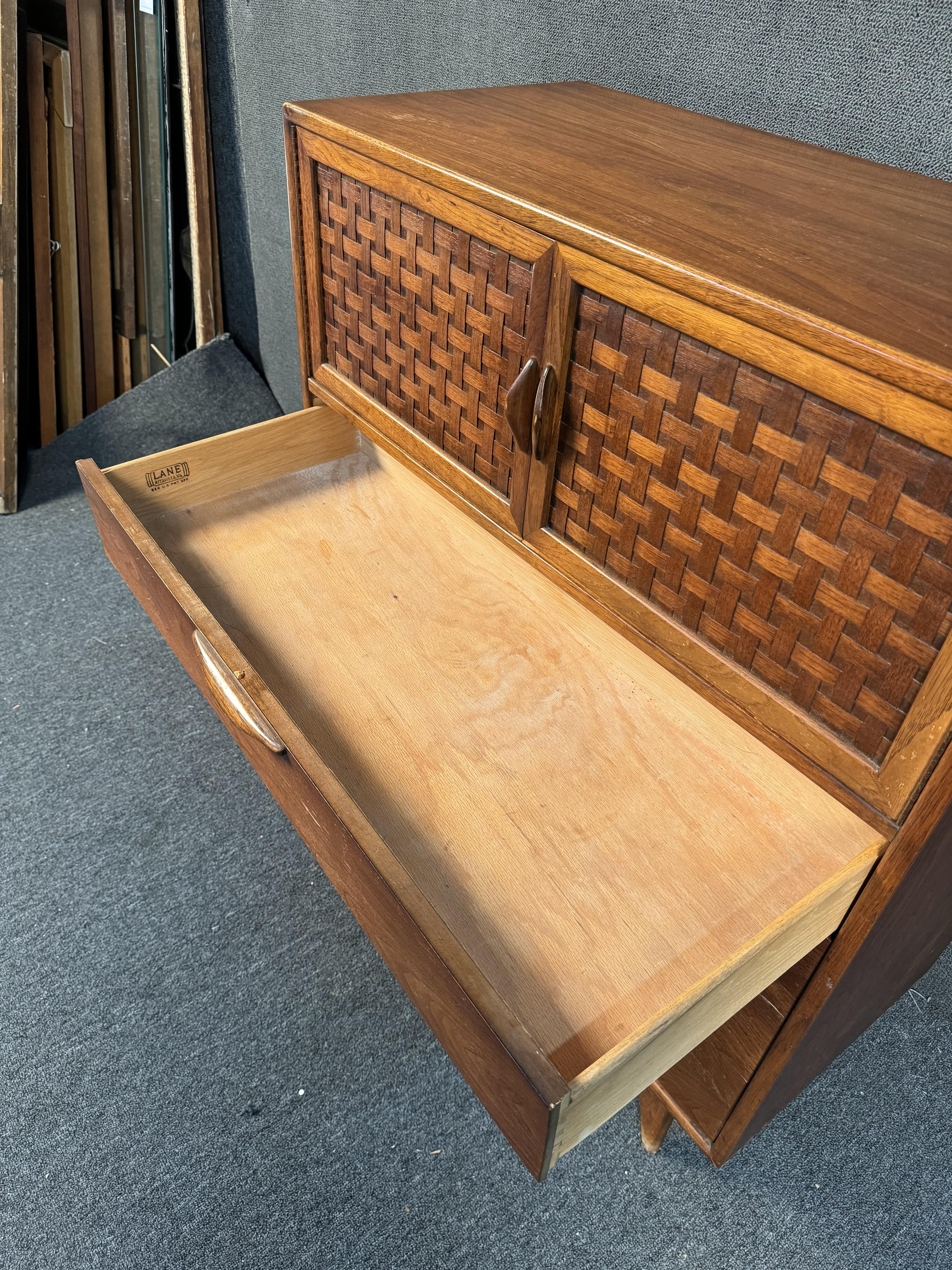 Warren Church for Lane Mid-Century Modern Gentlemans Chest For Sale 3