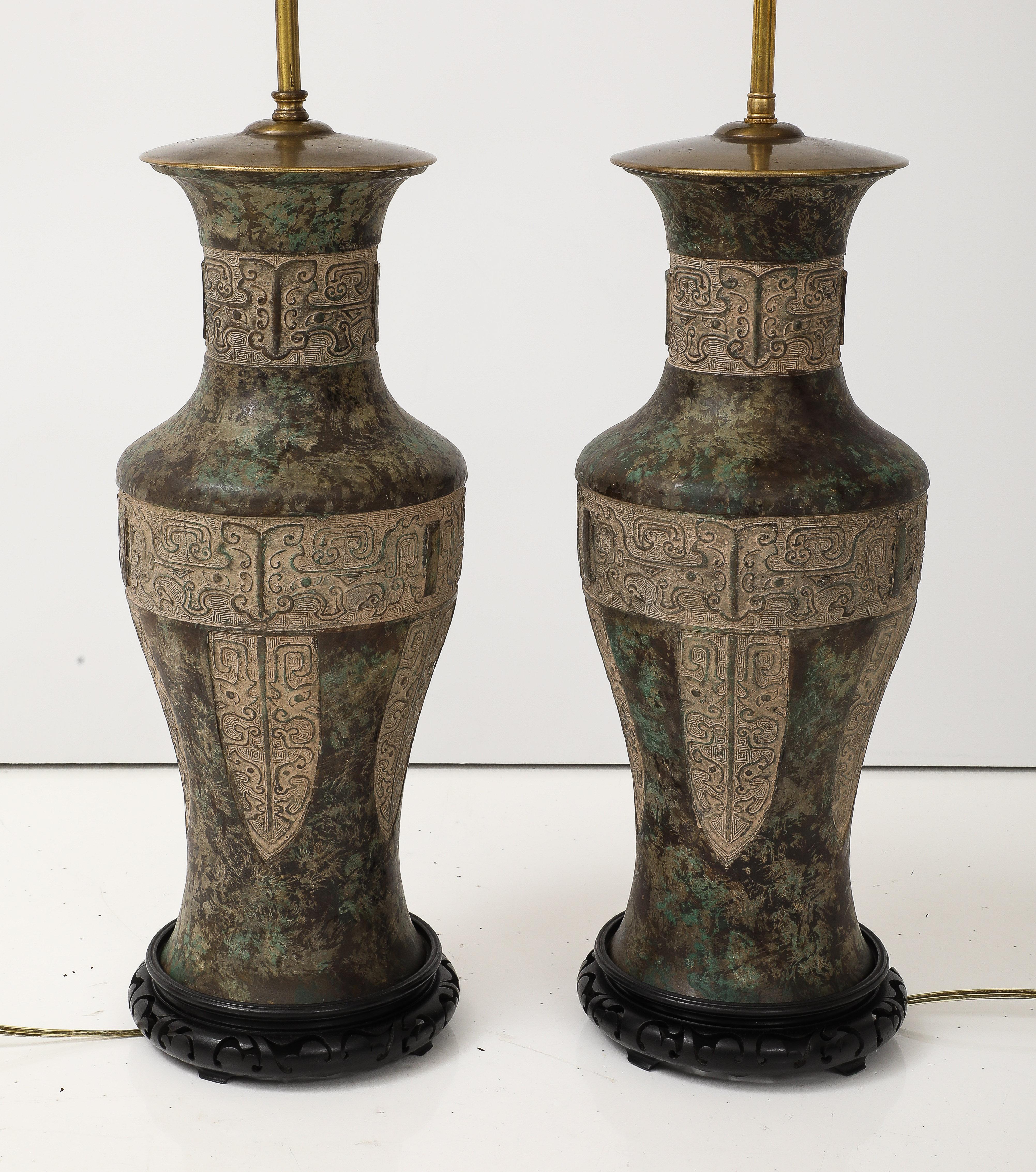 Warren Kessler  Lámparas de mesa de bronce de los años 60 en venta 5