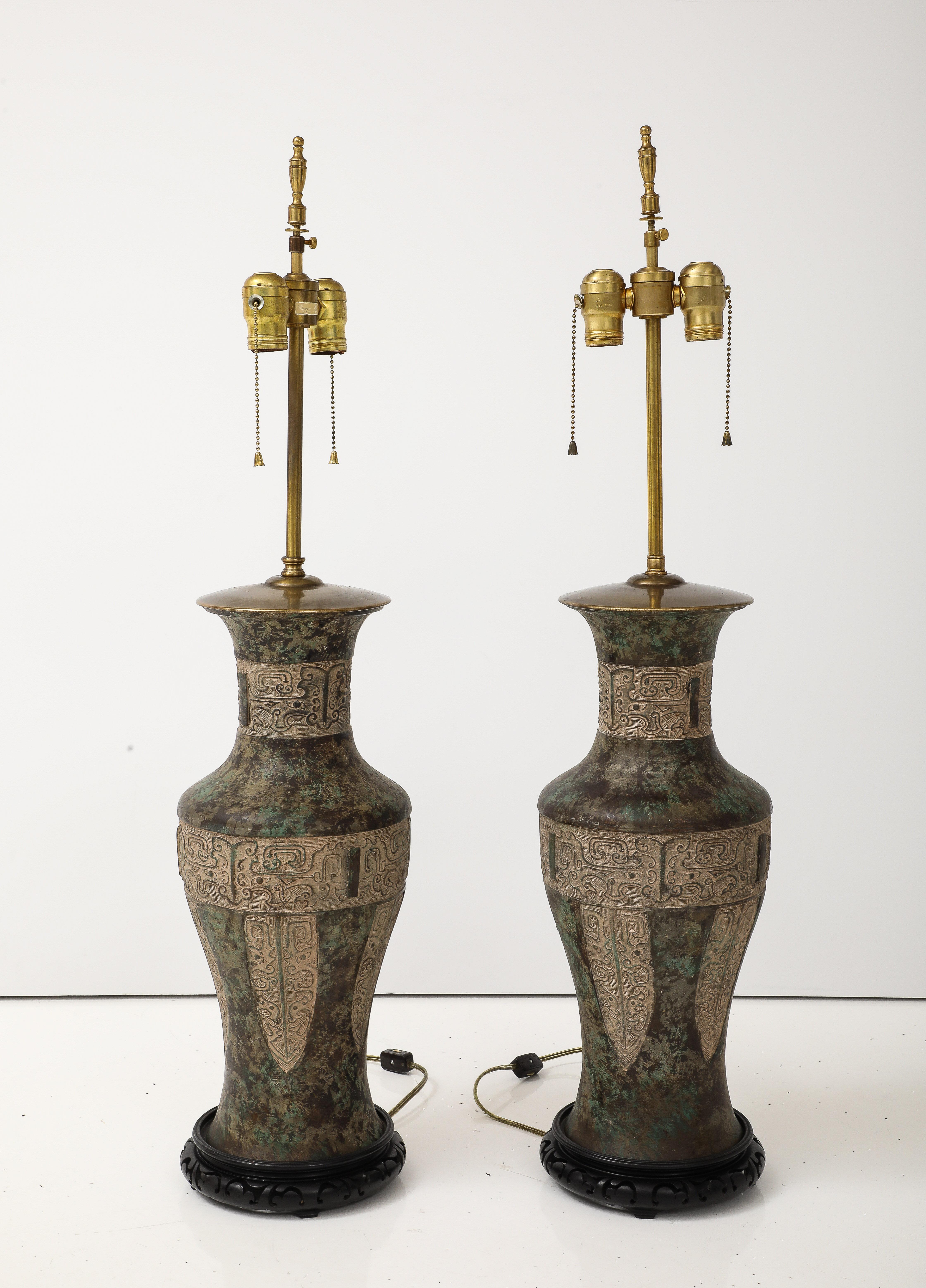 Warren Kessler  Lámparas de mesa de bronce de los años 60 en venta 7