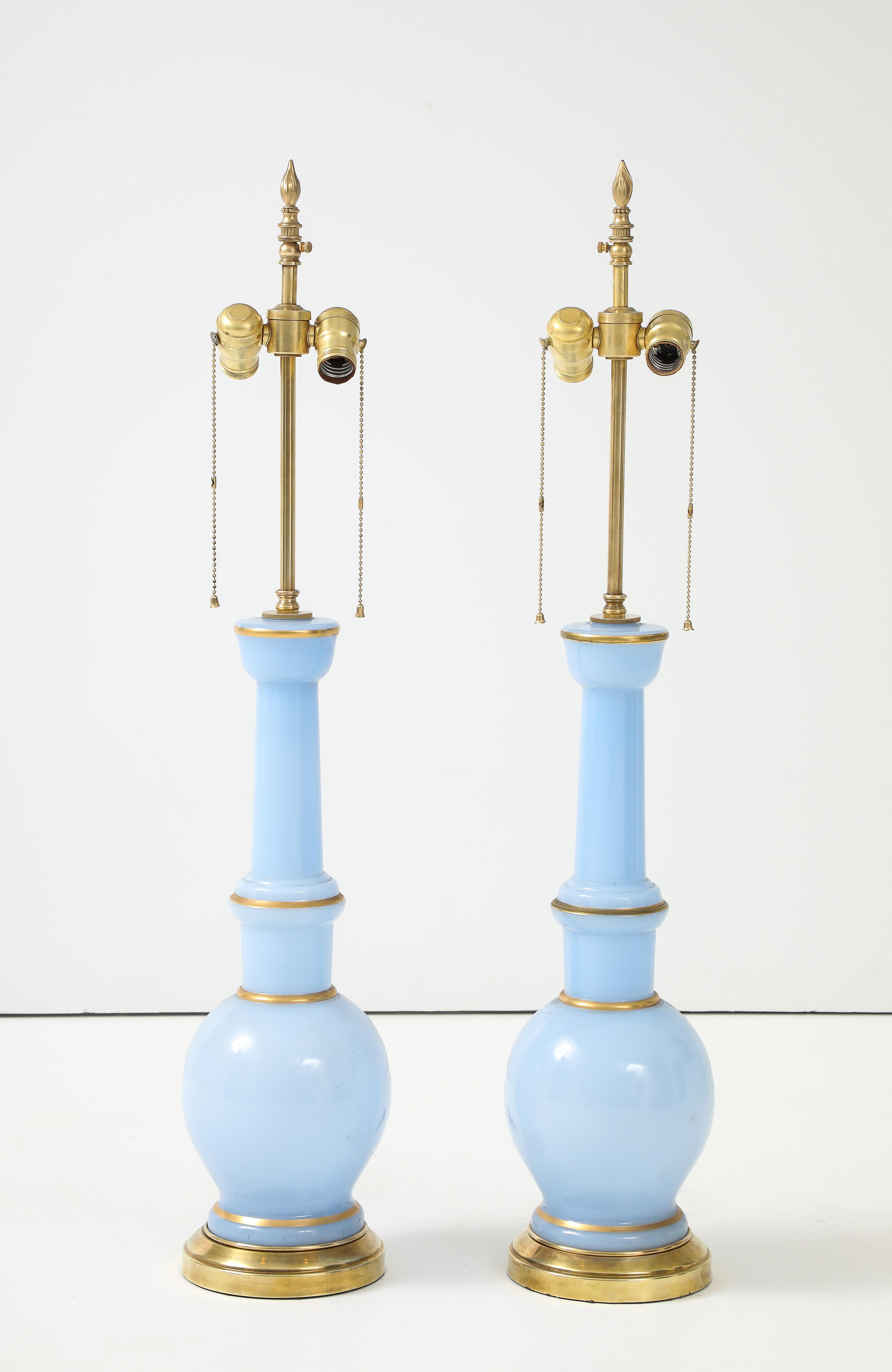 1950's mid-century modern blue glass with gold detail and brass table lamps by Warren Kessler, fully restored and rewired with minor wear and patina due to age and use.

Lampshades for photography only.