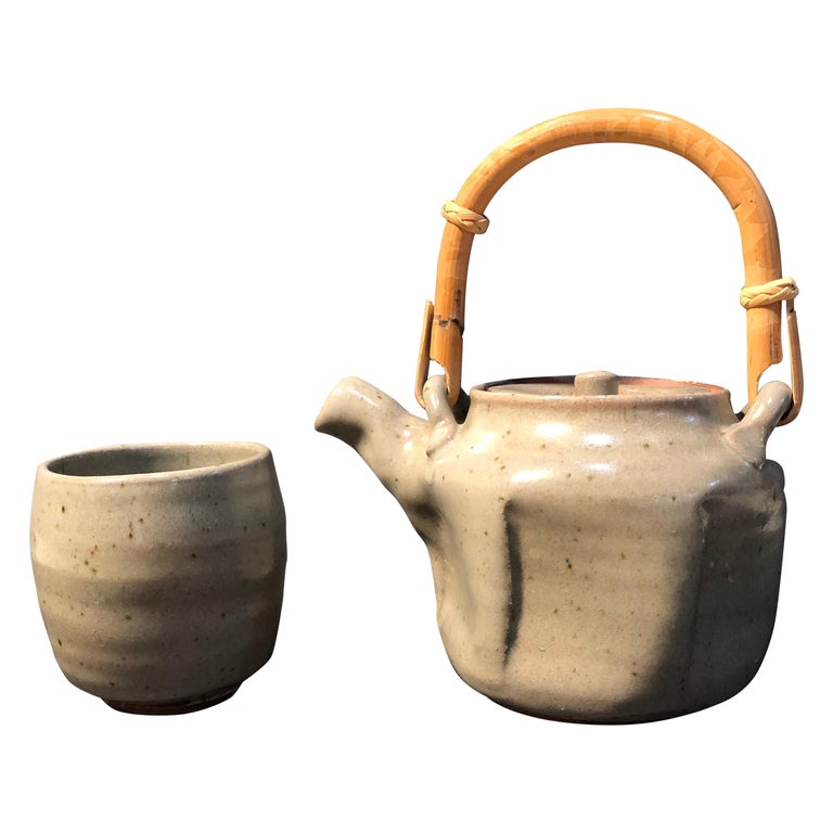Warren MacKenzie Grey Teapot and Grey Yunomi For Sale