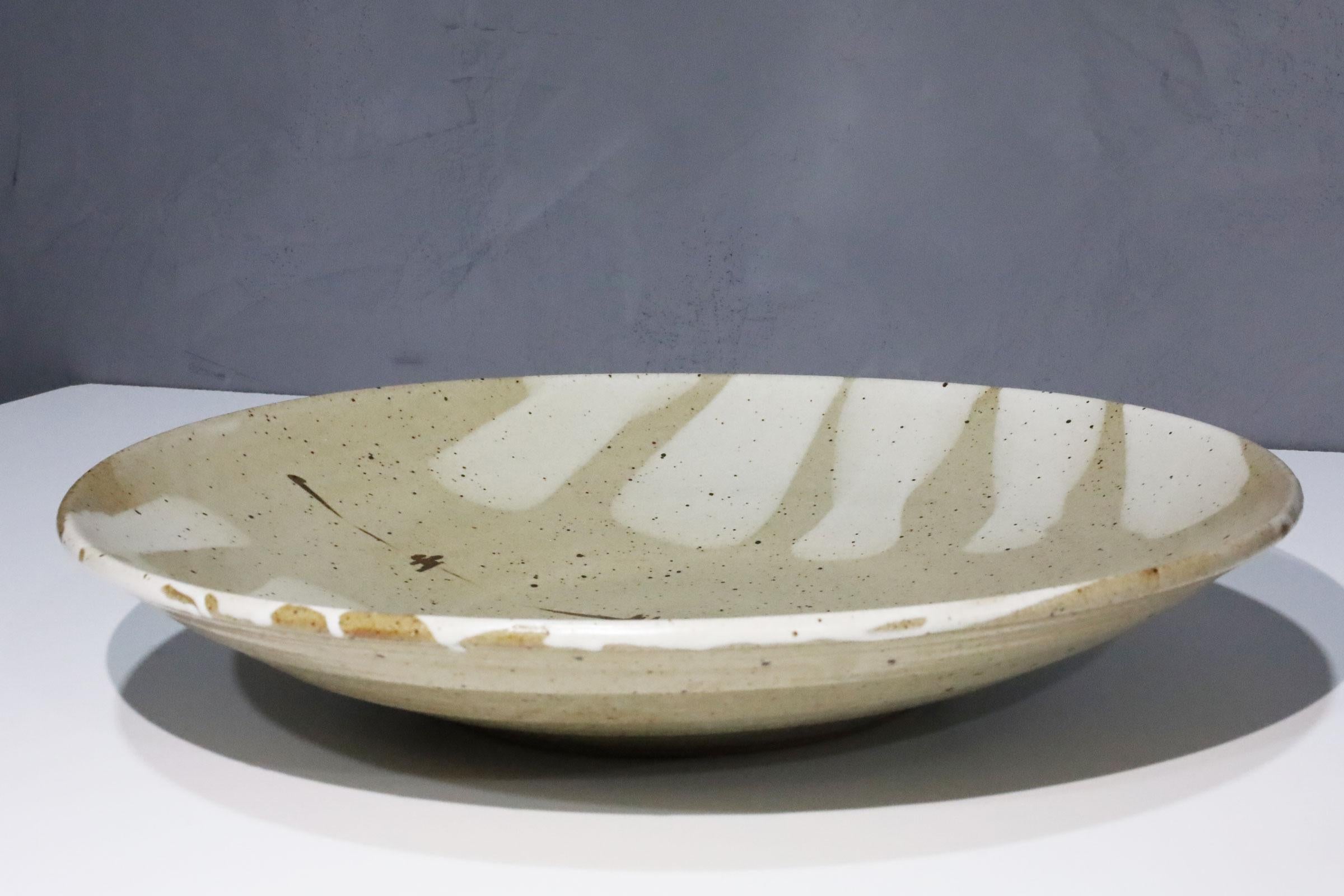 Warren MacKenzie Monumental Ceramic Platter In Good Condition For Sale In Dallas, TX