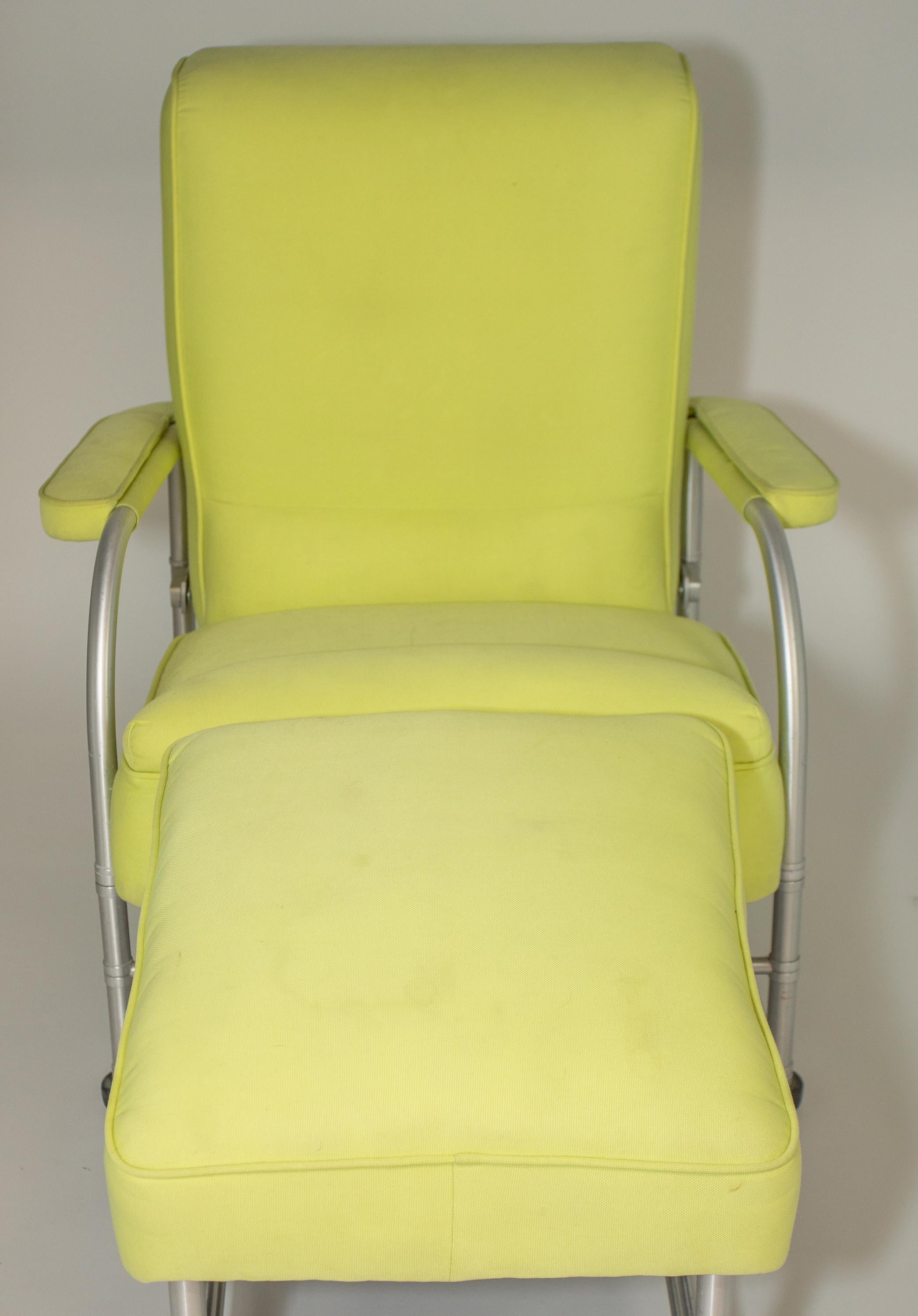 Warren Mcarthur Adjustable Lounge Chair and Ottoman In Good Condition In West Palm Beach, FL