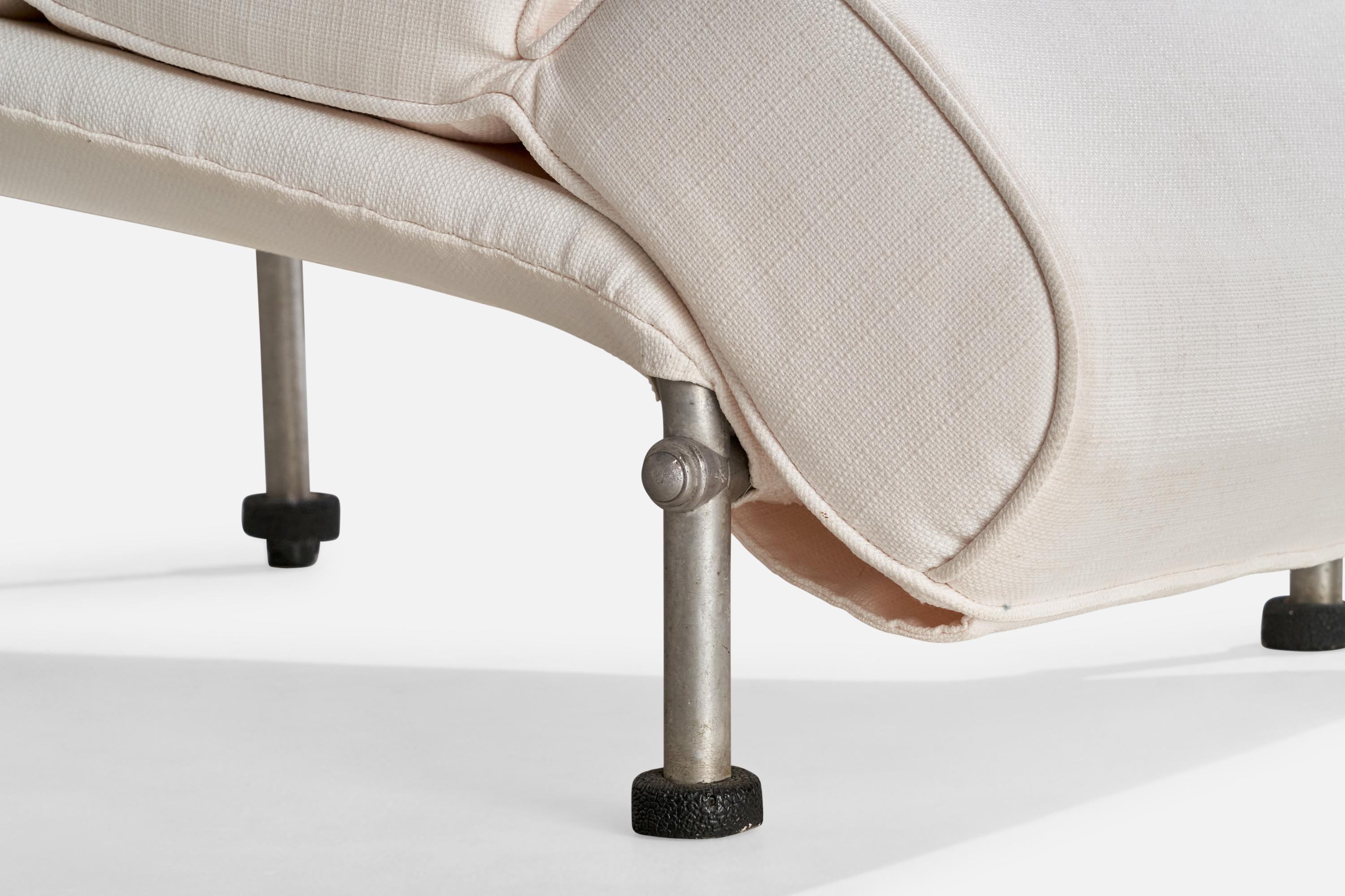 Warren McArthur, Chaise Longue, Aluminum, White Fabric, USA, c. 1930s For Sale 4