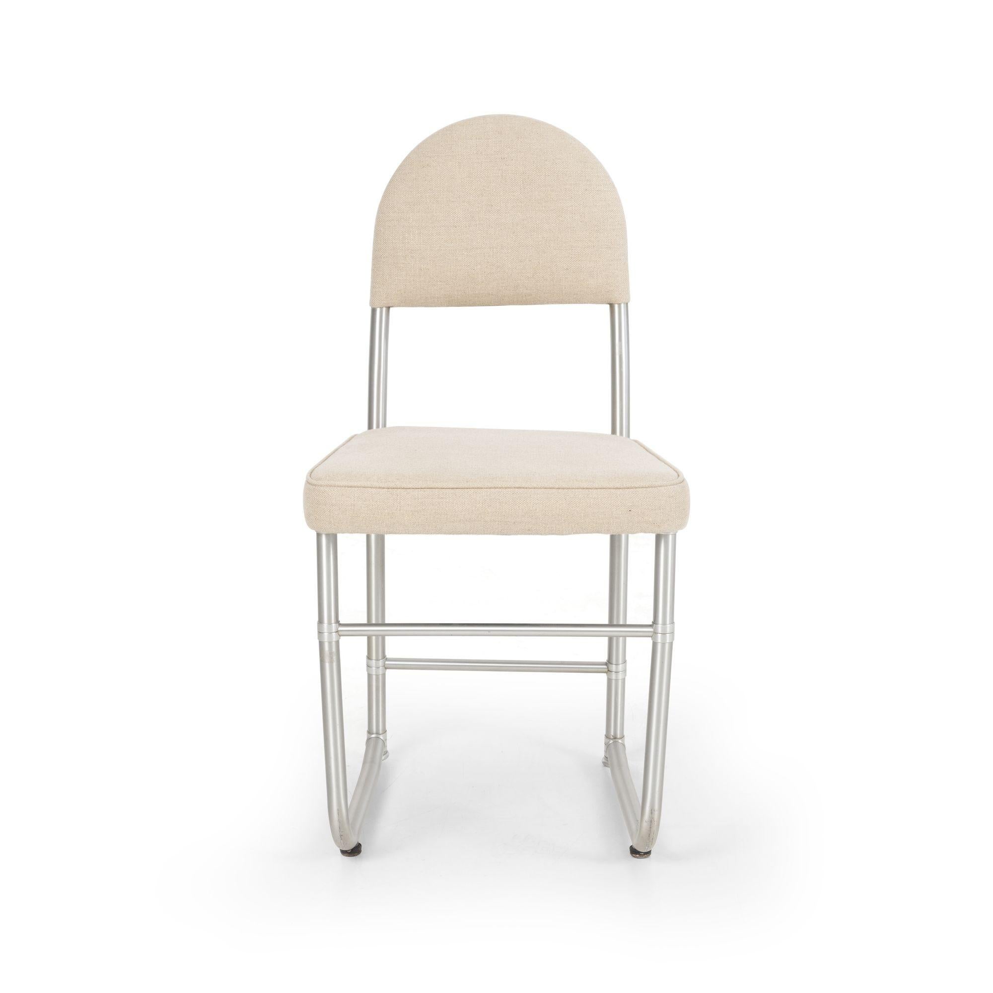 Warren McArthur Desk Chair, Aluminum frame with upholstrey.
Reupholstered
Seat height 20