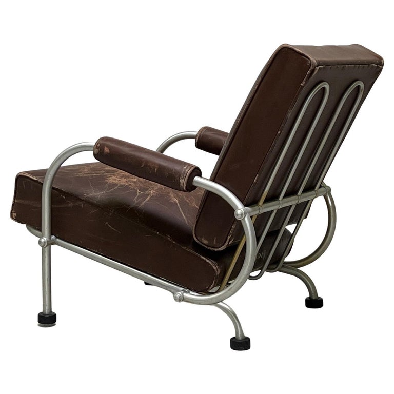 Warren McArthur Lounge Chair in Original Leather For Sale