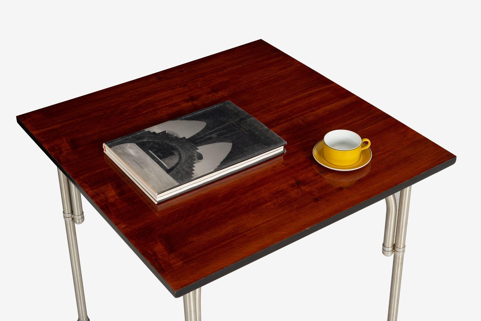 Mesa auxiliar Warren McArthur, 1942 Industrial en venta