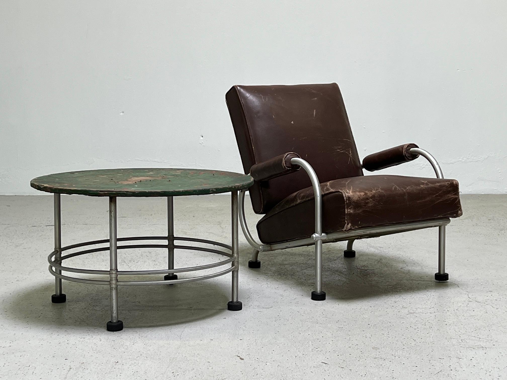 Warren McArthur table d'appoint avec plateau patiné Bon état - En vente à Dallas, TX