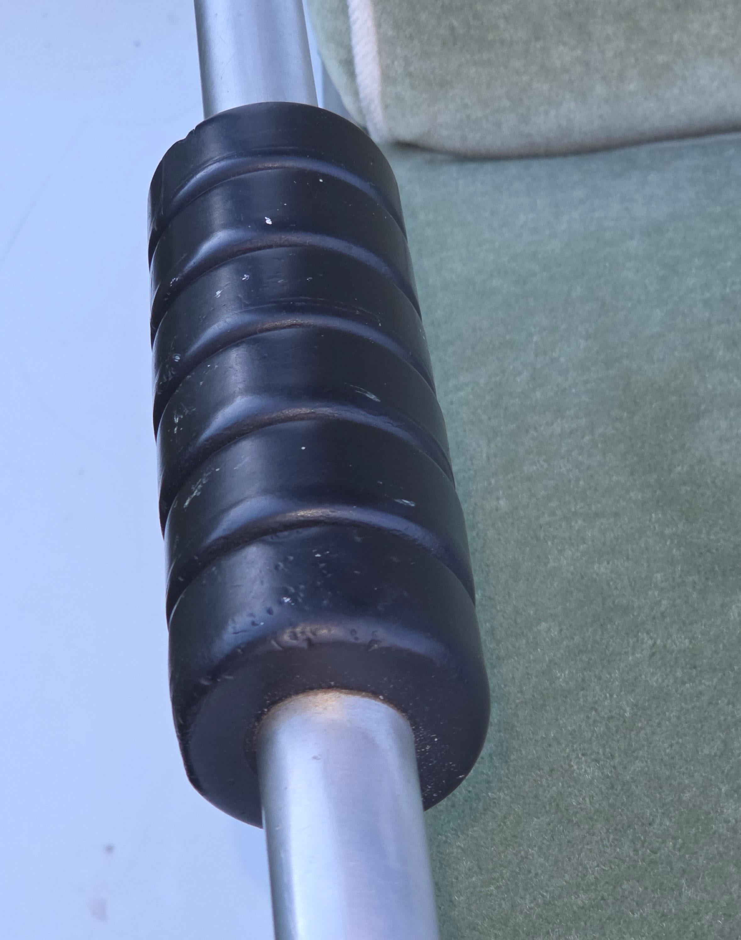 Sofá de 3 plazas Warren McArthur Estilo nº 977L AUR Mohair Celadón 1938 en venta 7