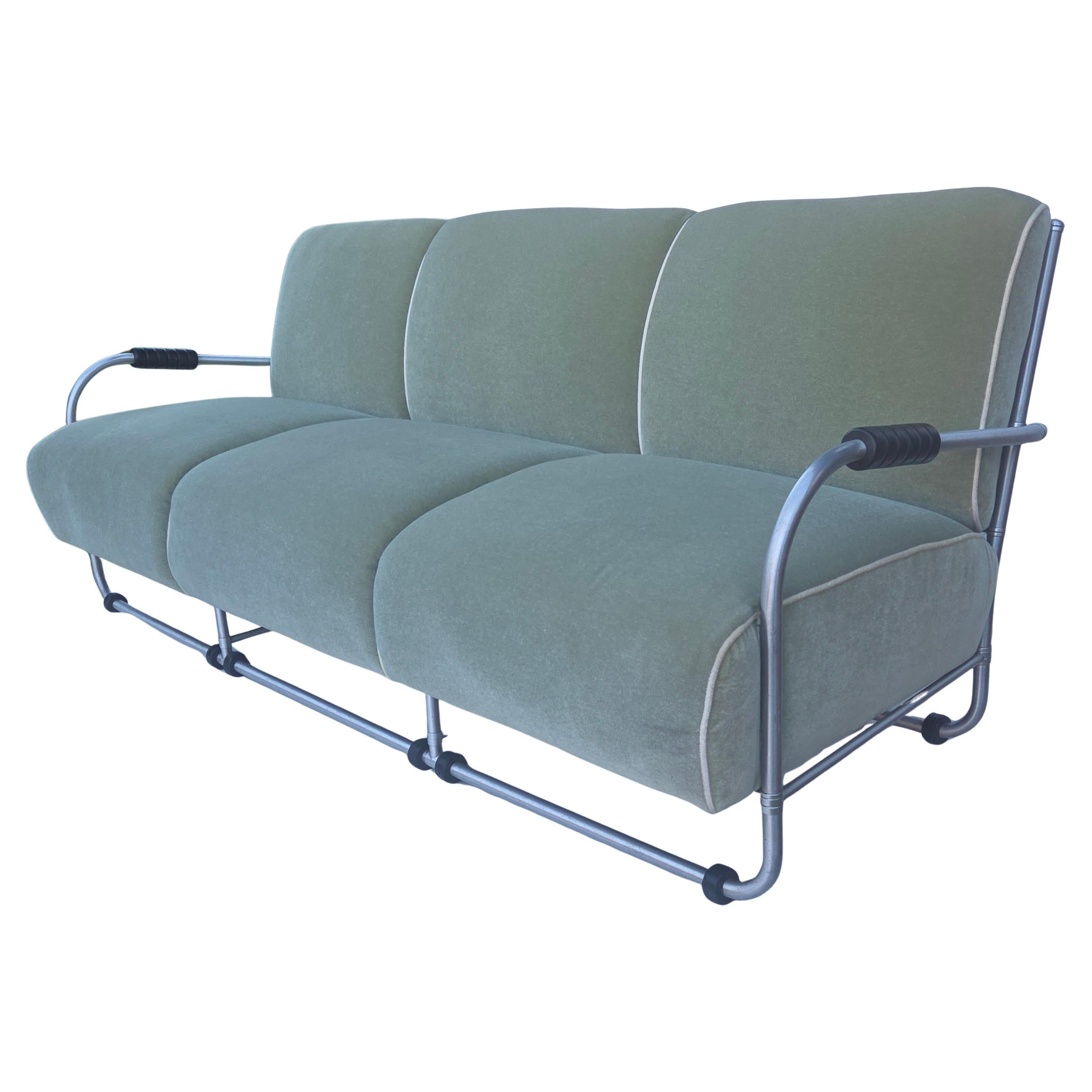 Warren McArthur Style No. 977L AUR Canapé 3 places Mohair Céladon 1938