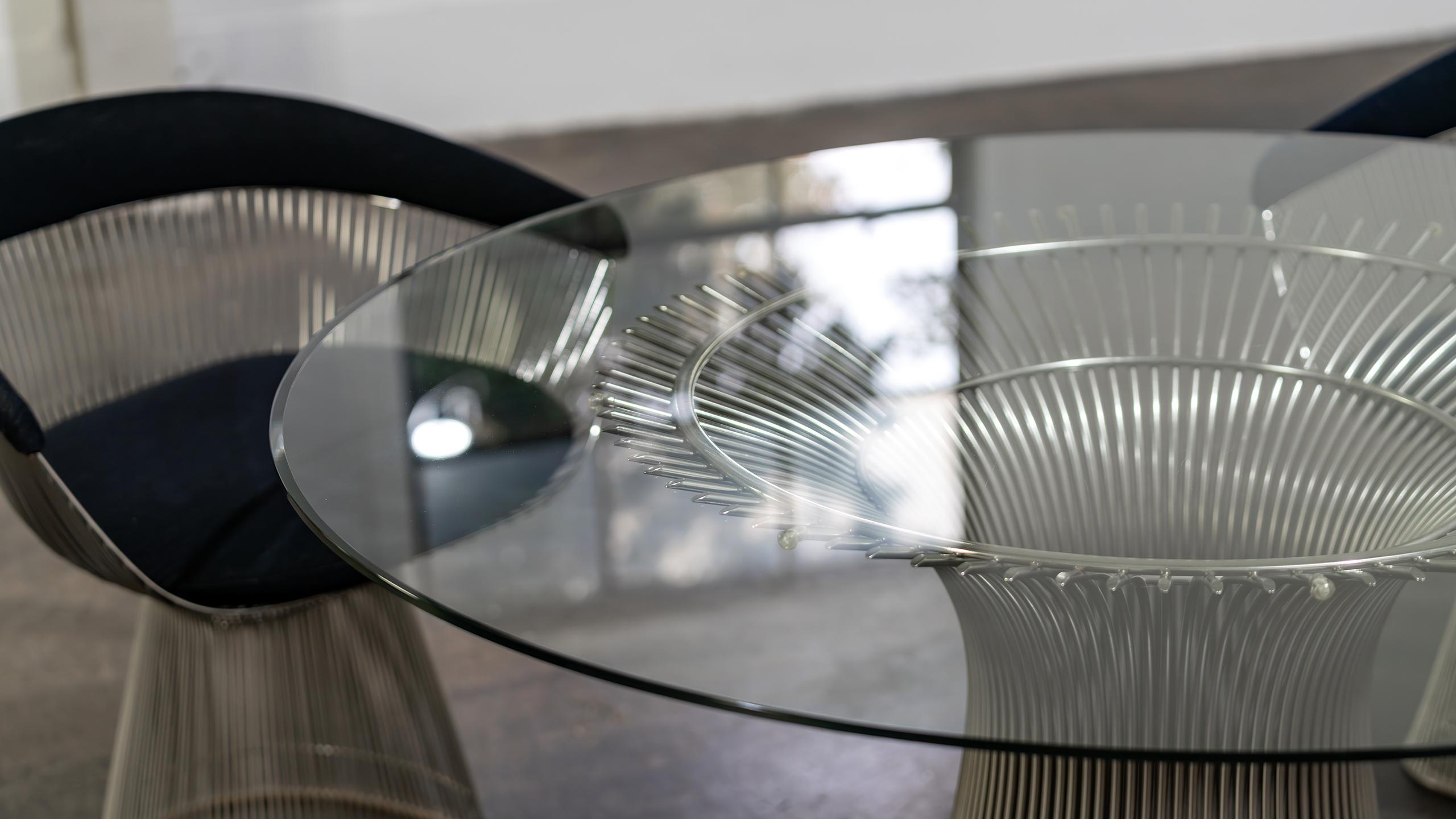 Warren Platner 6x Wire Dining Group Chair & Table 1966 for Knoll International In Good Condition For Sale In Munster, NRW