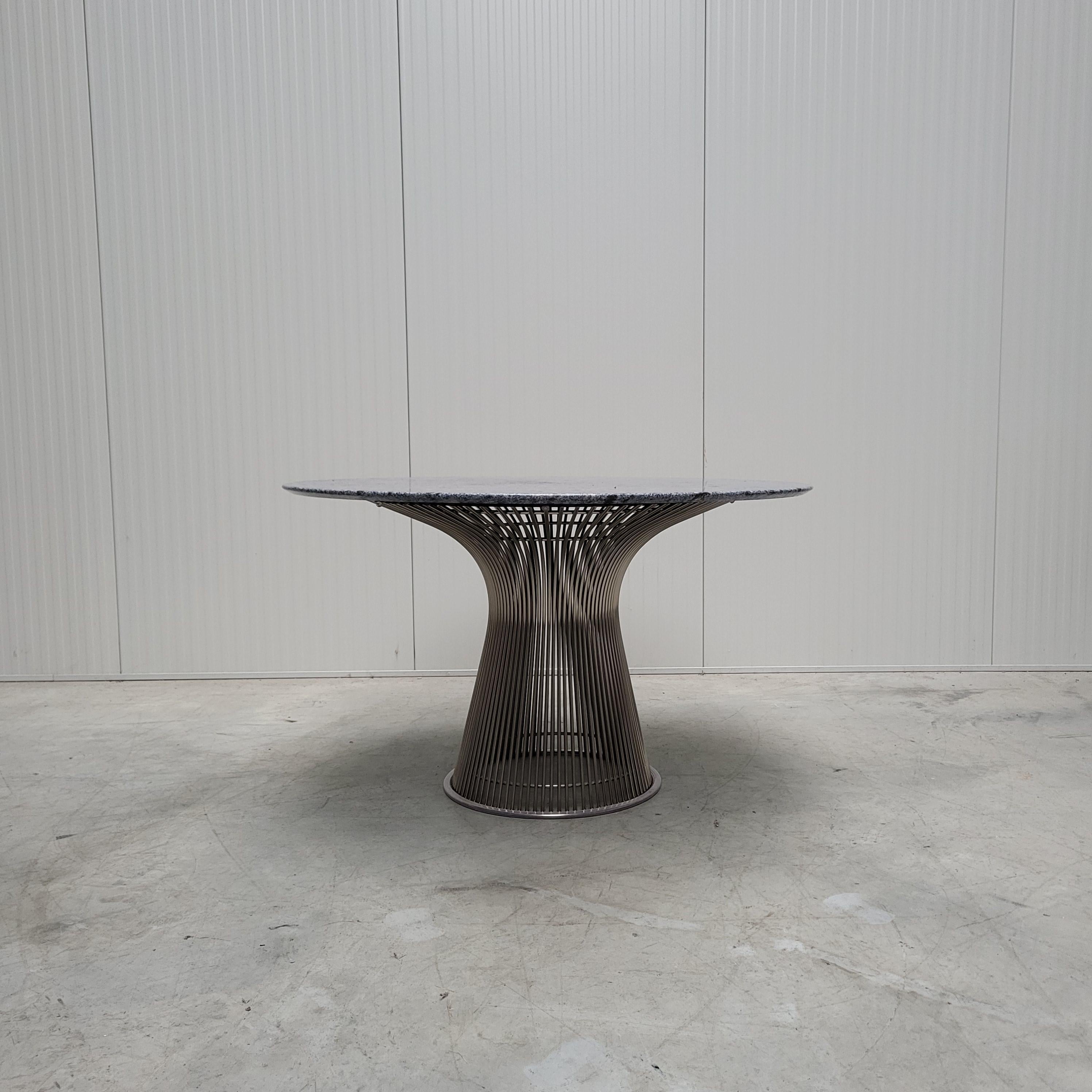 Fine and very nice custom order dining table by Warren Platner for Knoll.

The table was a custom order made with an amazing Azul Bahia stone top which has an amazing structure.
Never seen before with this kind of top!

The blue Azul Bahia stone