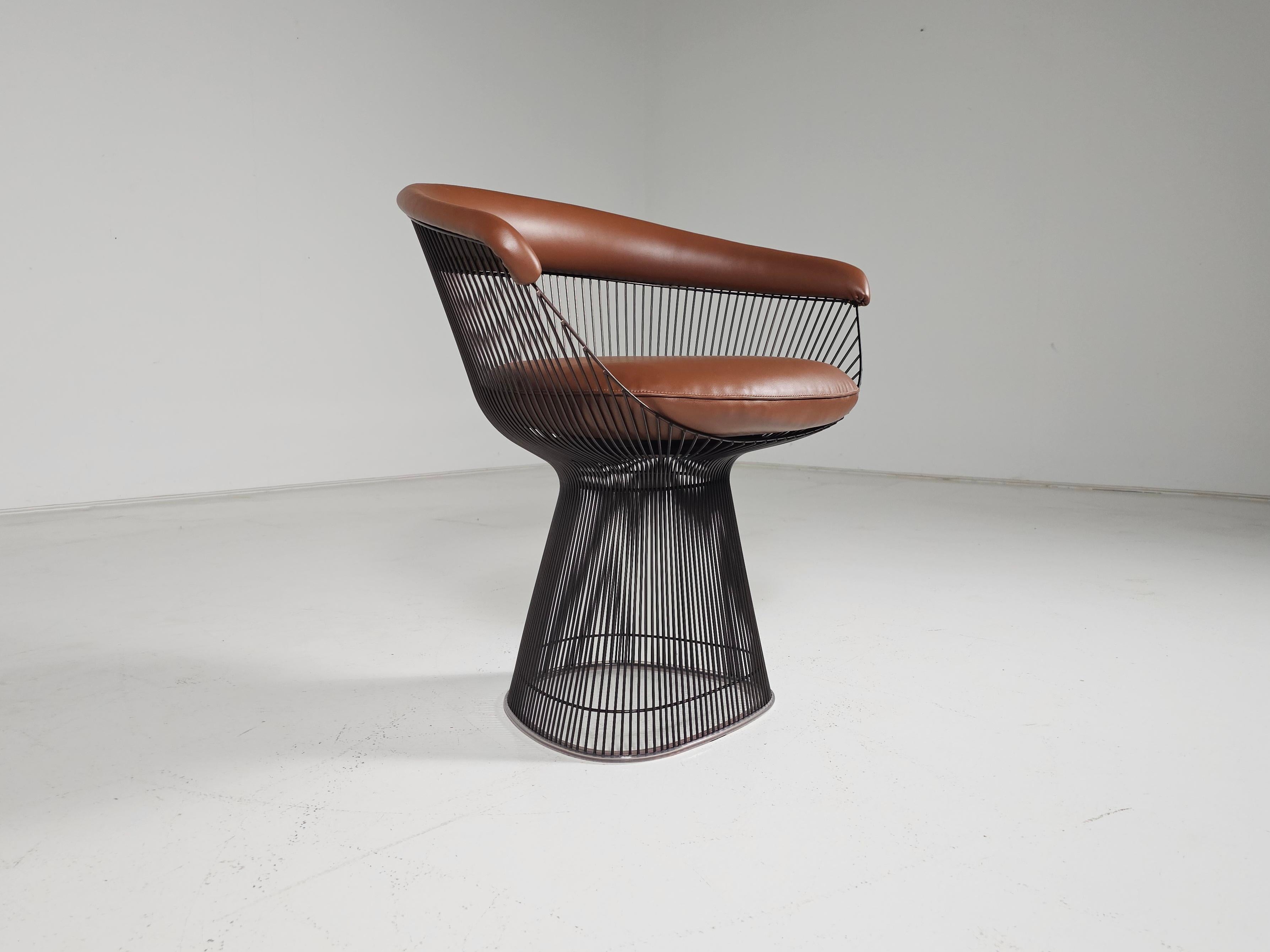 Warren Platner dining chairs in bronze and brown leather, Knoll International For Sale 5