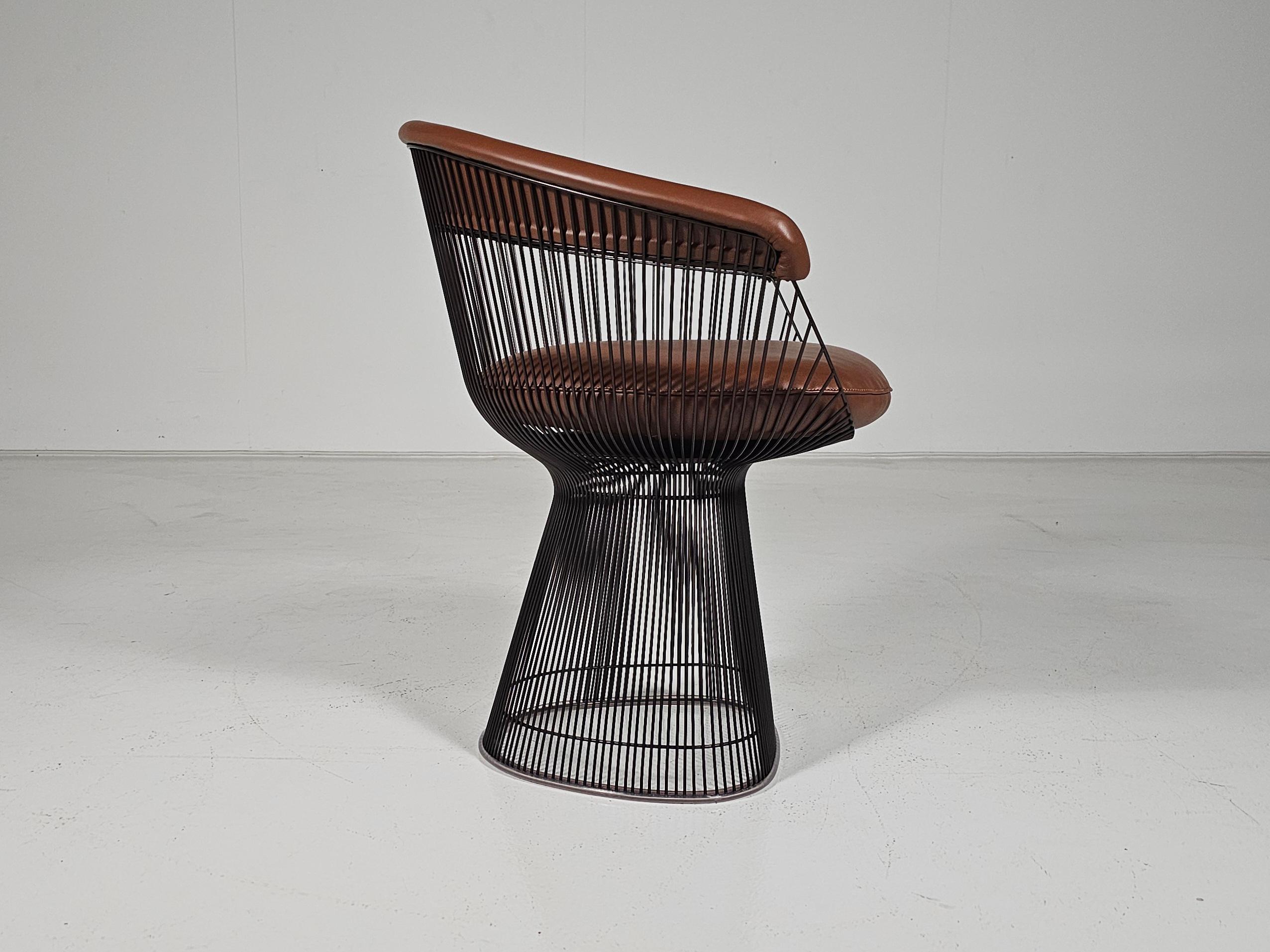 Warren Platner dining chairs in bronze and brown leather, Knoll International For Sale 6