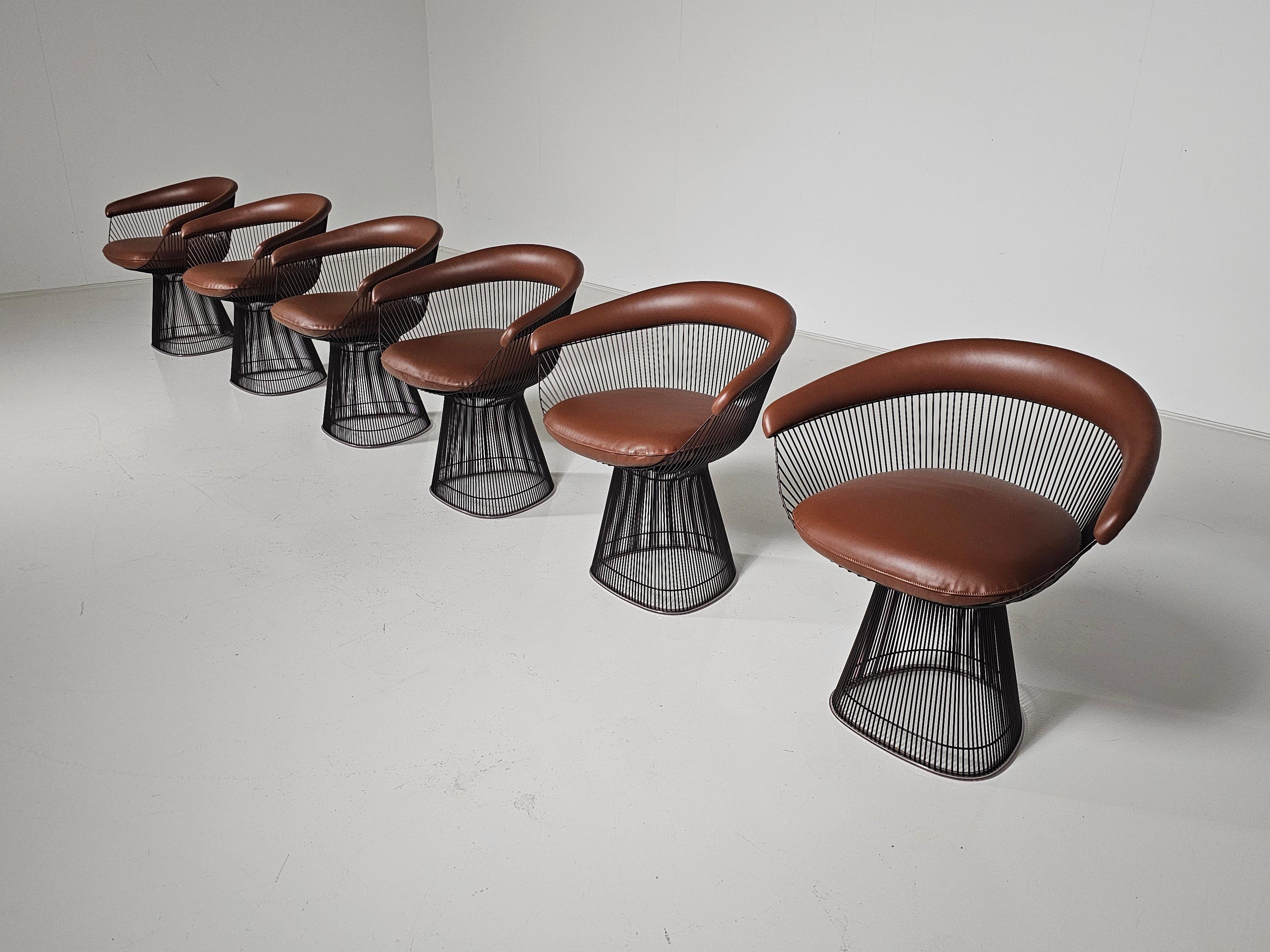 European Warren Platner dining chairs in bronze and brown leather, Knoll International For Sale