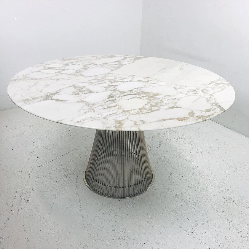 Warren Platner Carrara marble top dining table. Table is in good vintage condition and base of table needs polishing.
Chairs not included.
Dimensions:
52 diameter x 28.25 tall.
