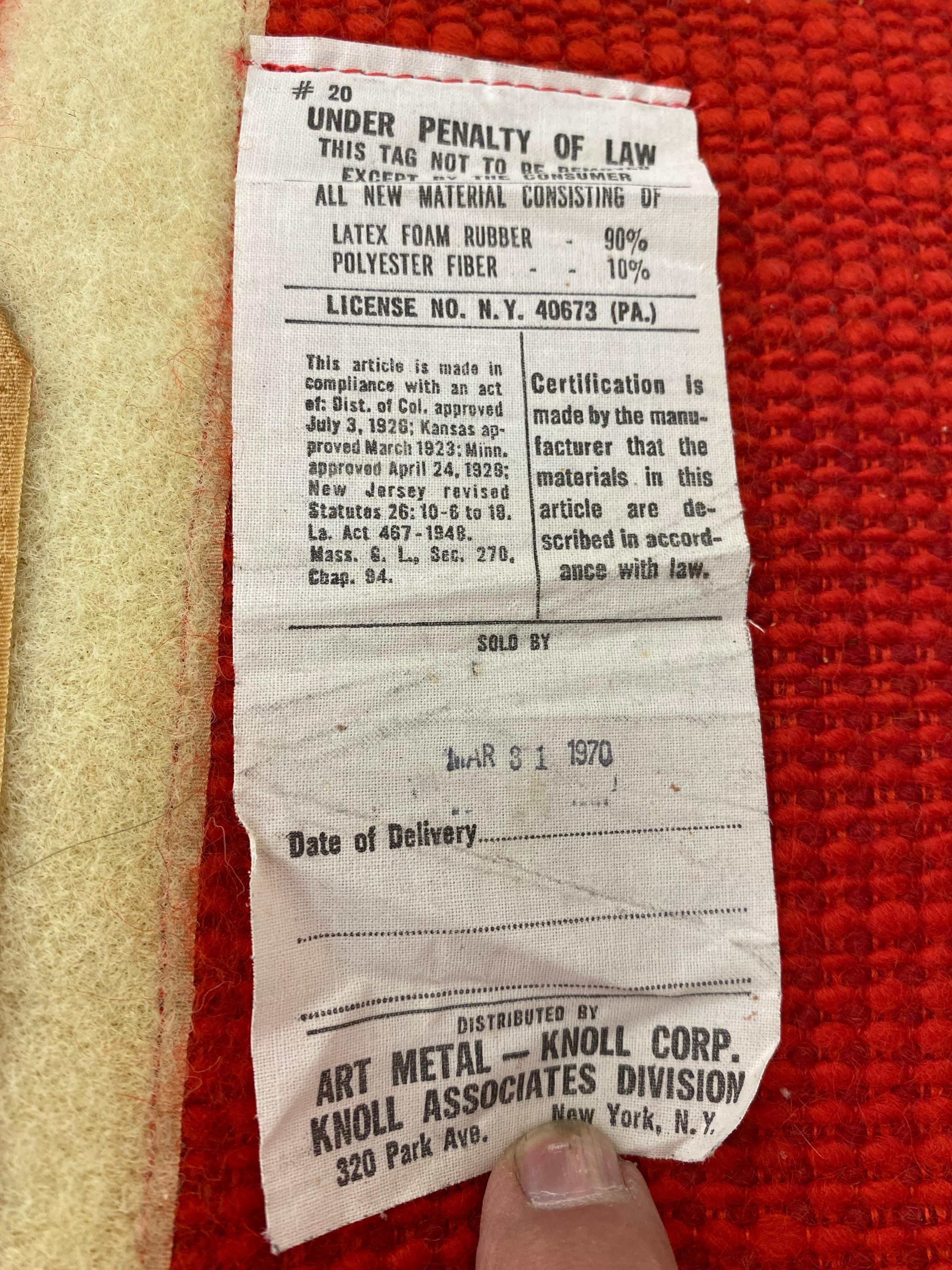Fauteuil de salon et repose-pieds Warren Platner en tissu rouge Cado d'origine/ 1970 en vente 8