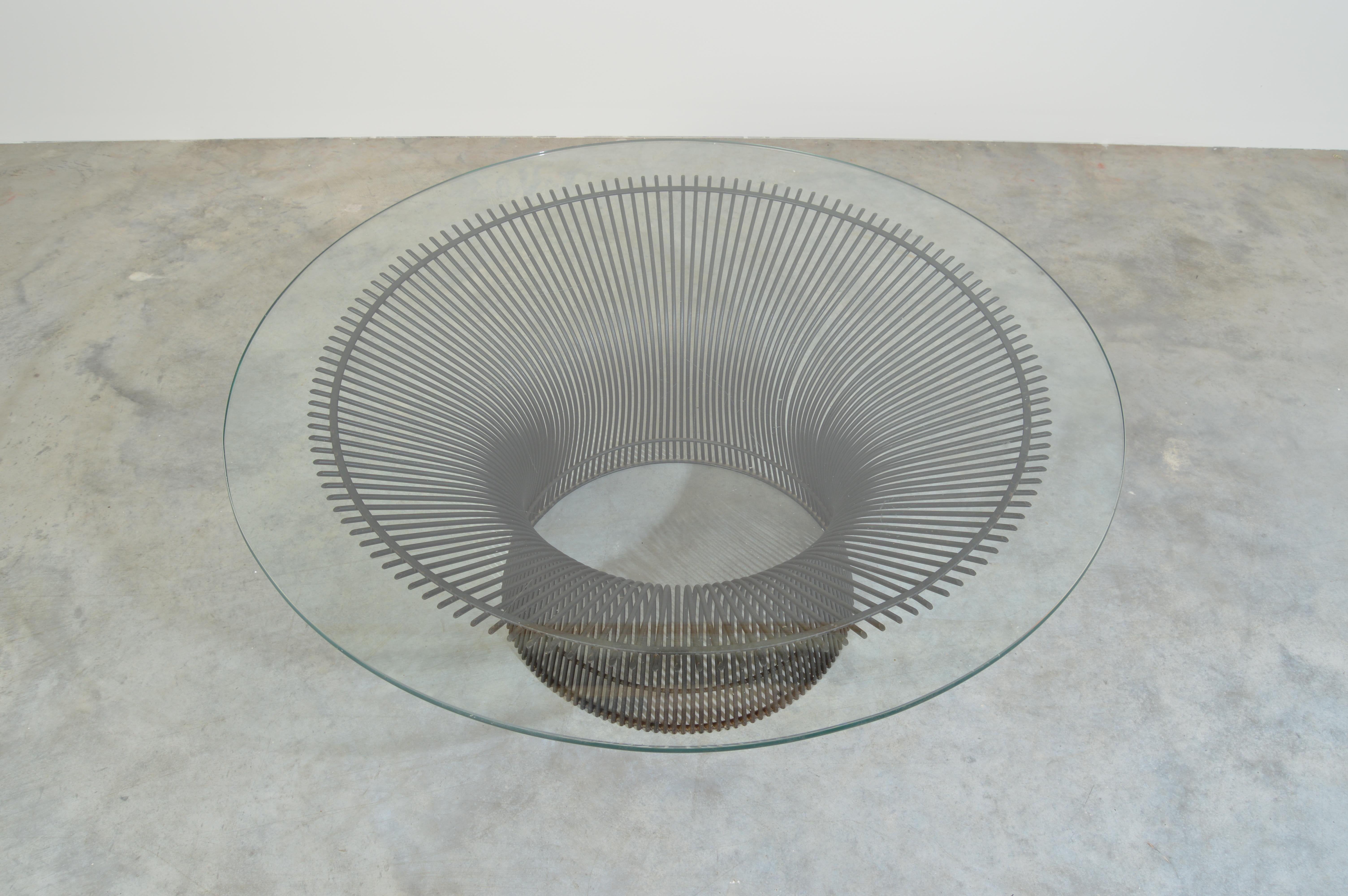Vintage Warren Platner for Knoll cocktail table in bronze with 36” glass top at 1/2” thickness, circa 1960
Wire frame is in outstanding condition. Glass has some line scratches on one side from usage.
Note: We can order new glass for an additional