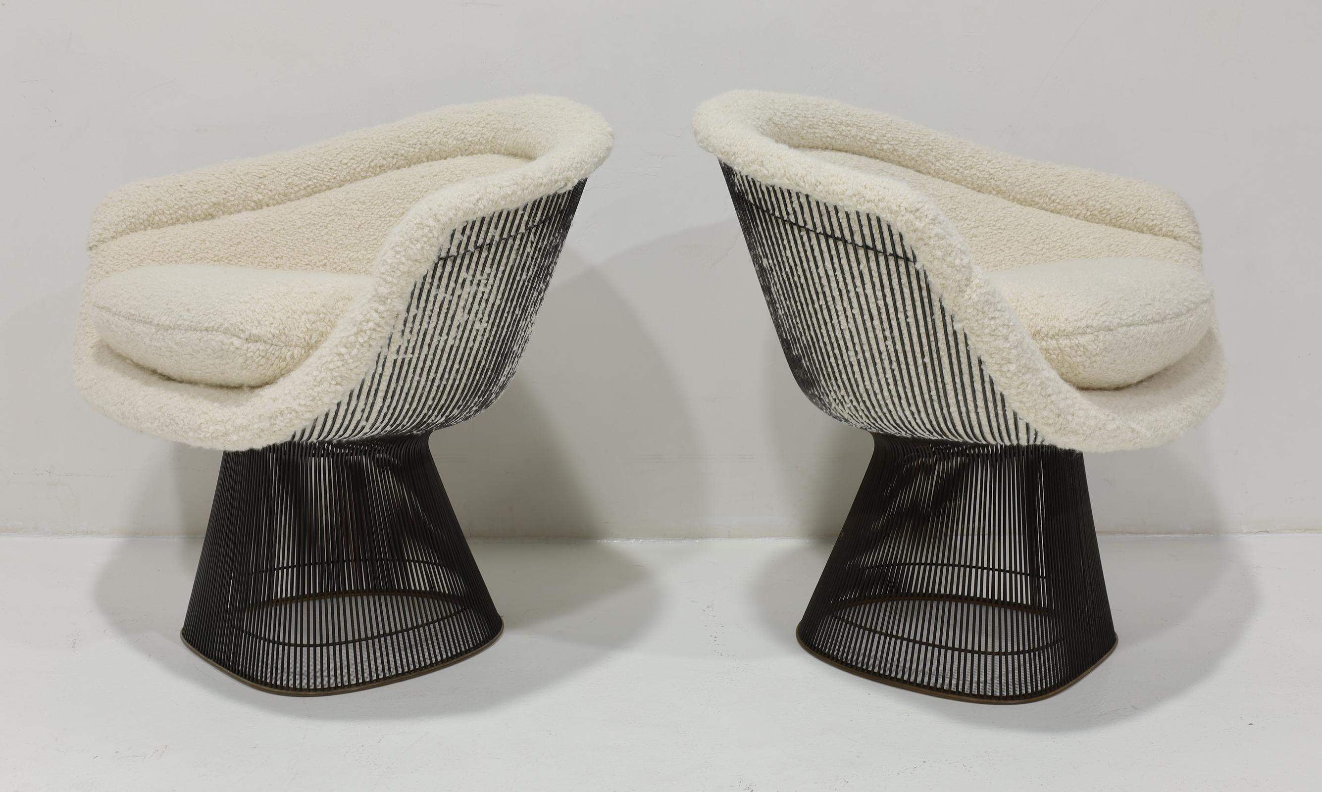 Warren Platner for Knoll Bronze Frame Lounge Chairs in Holly Hunt Teddy Bon état - En vente à Dallas, TX