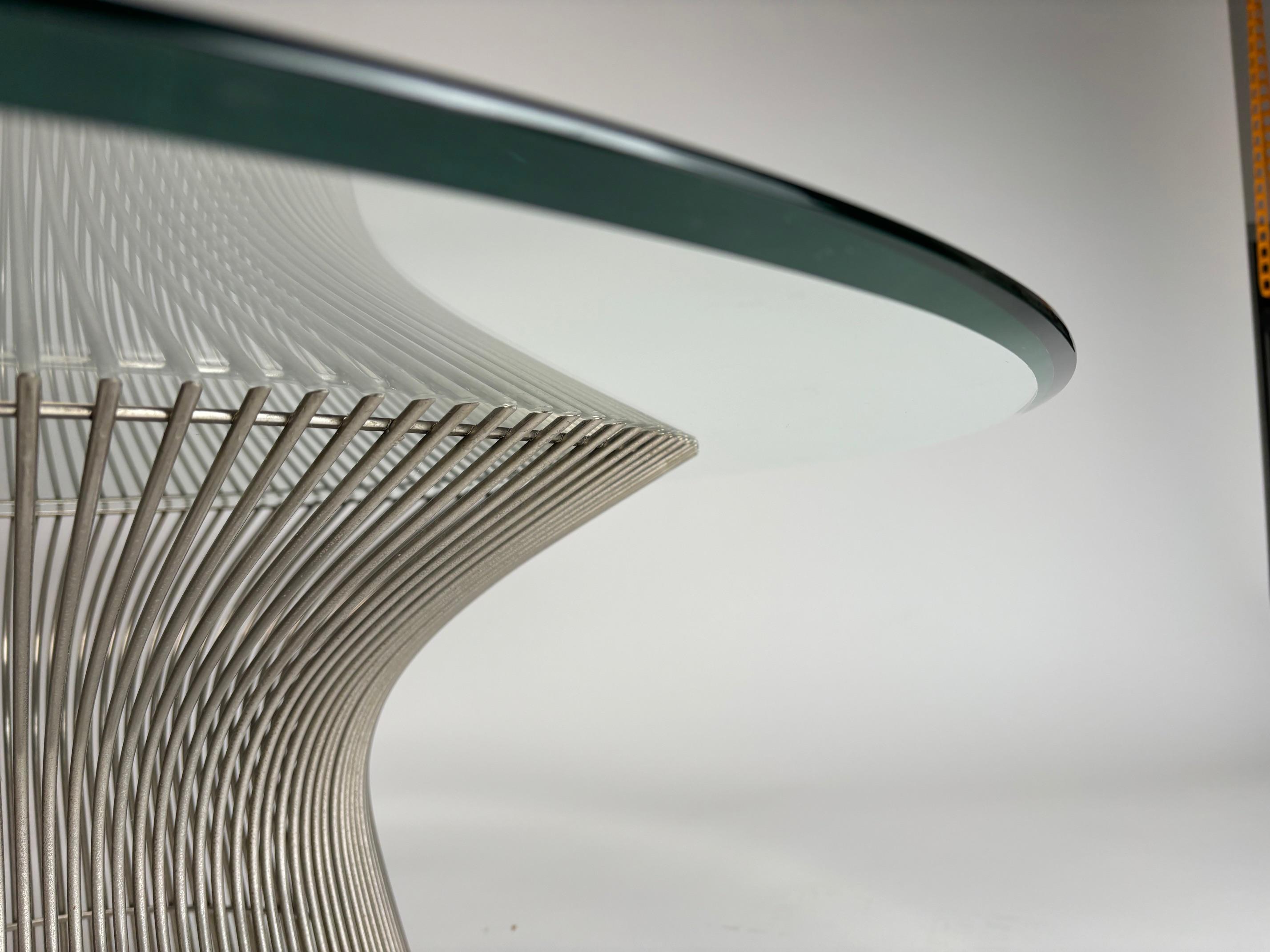 Mesa baja de acero y cristal Warren Platner para Knoll mediados del siglo XX en venta