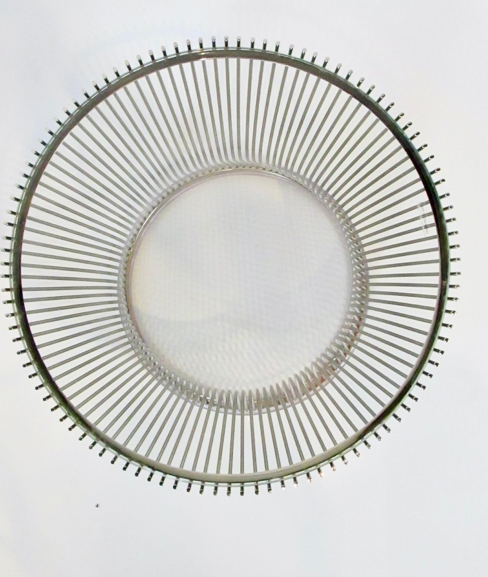 Warren Platner for Knoll glass top on nickel base side table For Sale 2