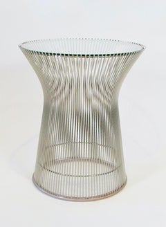 Warren Platner pour Knoll, plateau en verre sur base en nickel