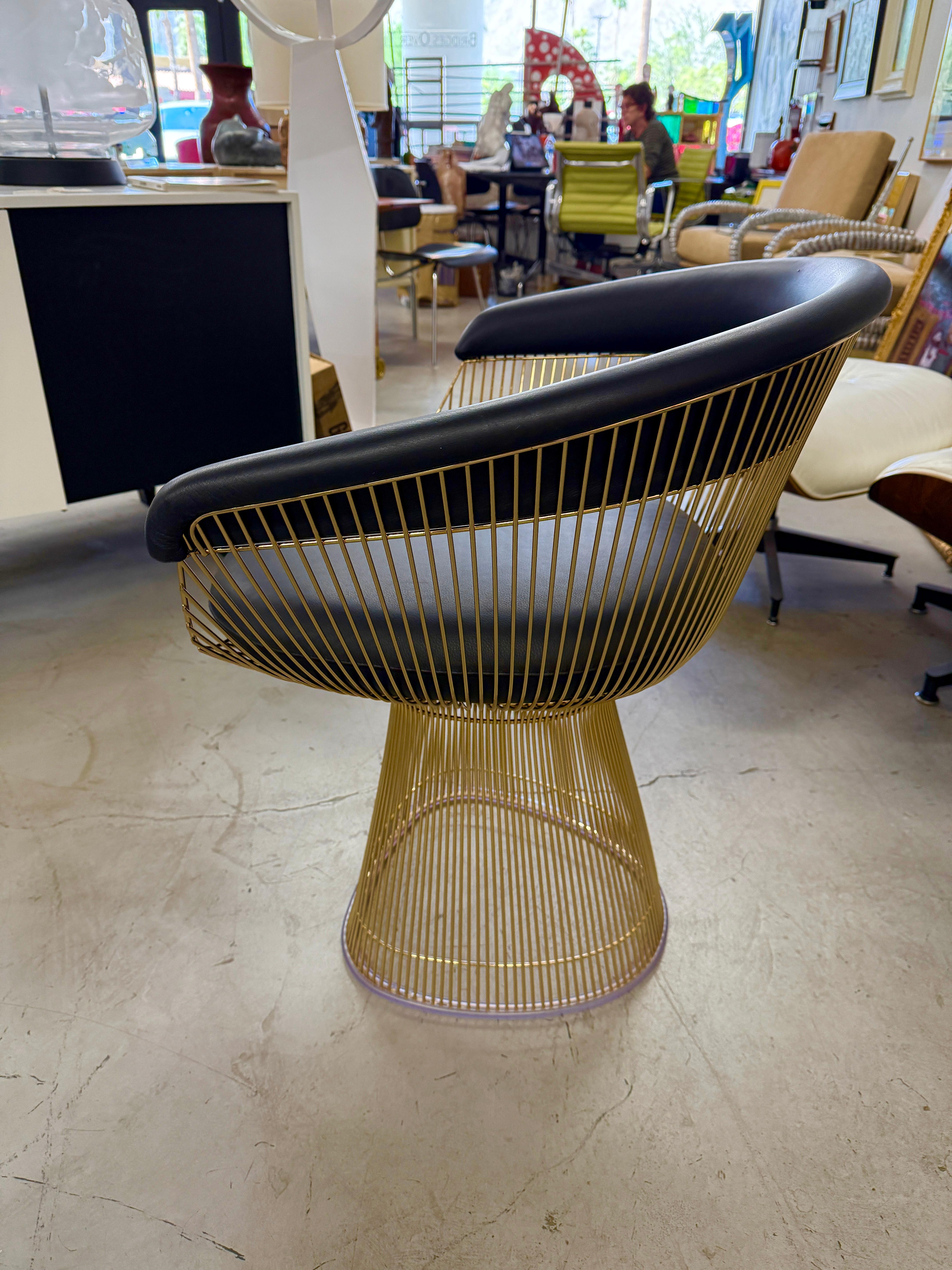 American Warren Platner for Knoll Gold Plated Armchair with Andes Black Leather For Sale