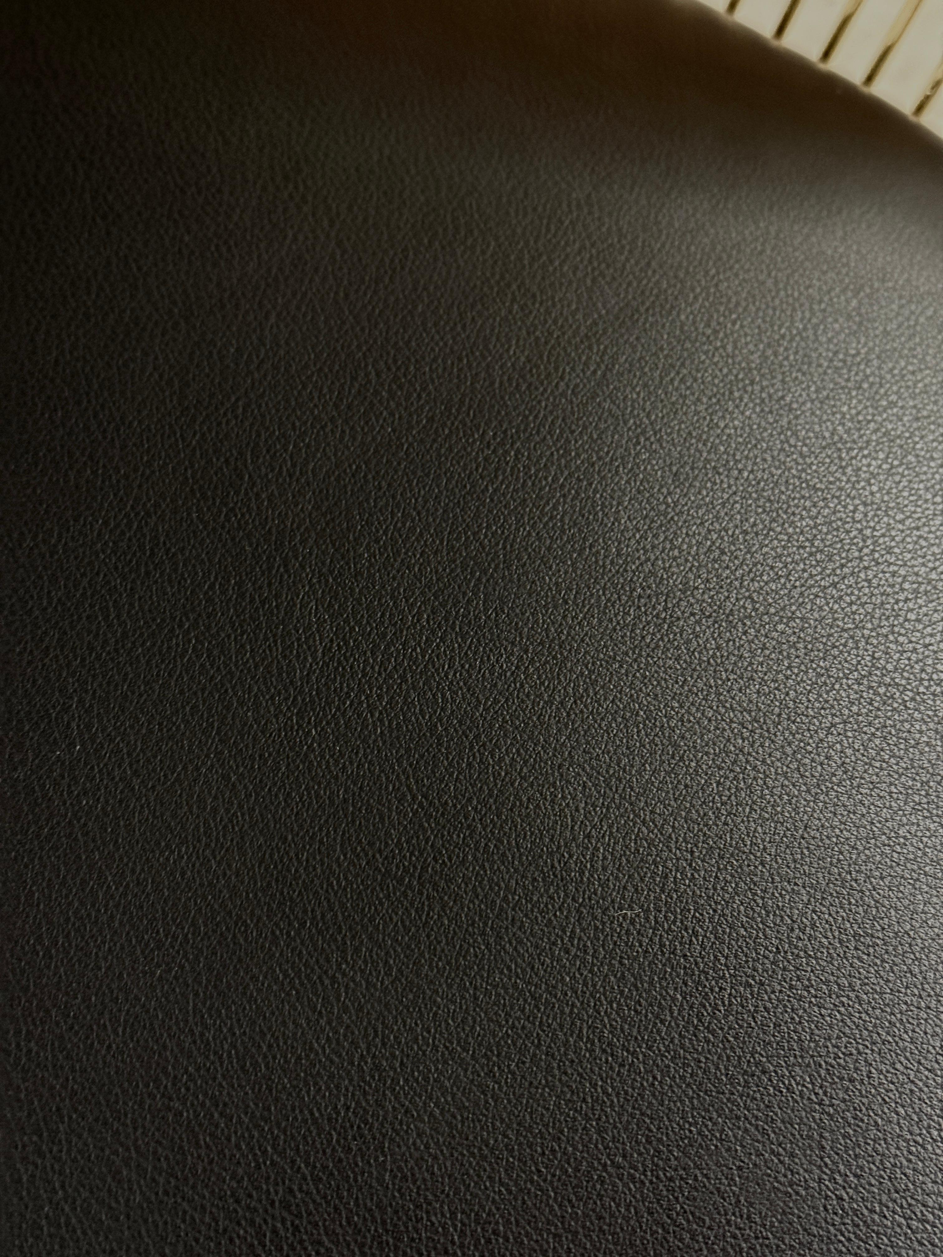 Warren Platner for Knoll Gold Plated Armchair with Andes Black Leather For Sale 1