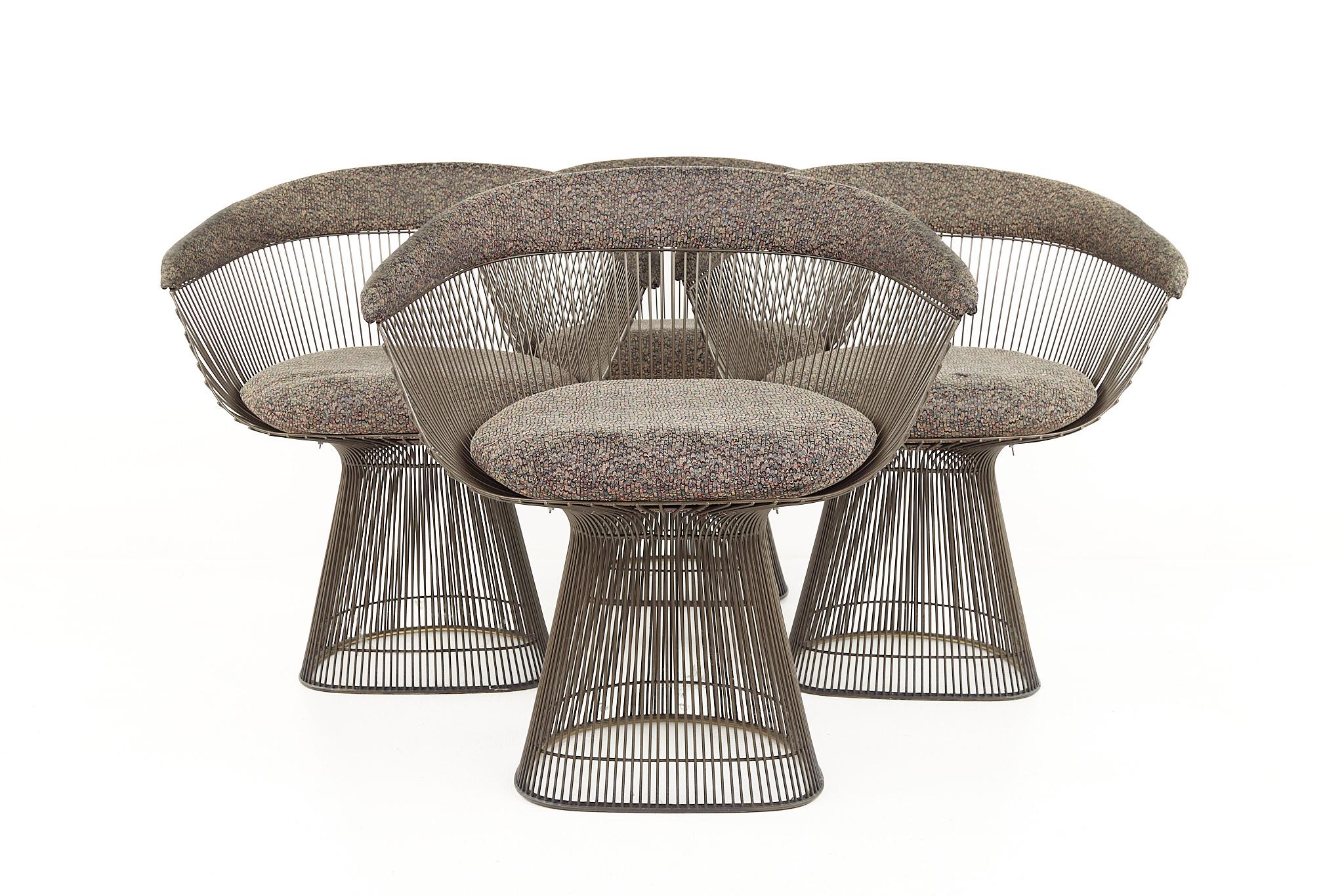 Warren Platner for Knoll mid century dining chairs - Set of 4

Each chair measures: 27.25 wide x 19 deep x 29.25 high, with a seat height of 18.5 inches and an arm height/chair clearance of 26 inches

All pieces of furniture can be had in what