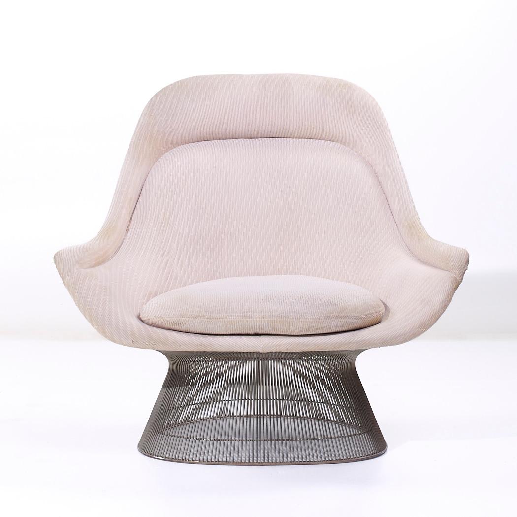 Warren Platner for Knoll Mid Century Easy Lounge Chair

This lounge chair measures: 41.25 wide x 34 deep x 39.5 high, with a seat height of 17 and arm height/chair clearance 21 inches

All pieces of furniture can be had in what we call restored
