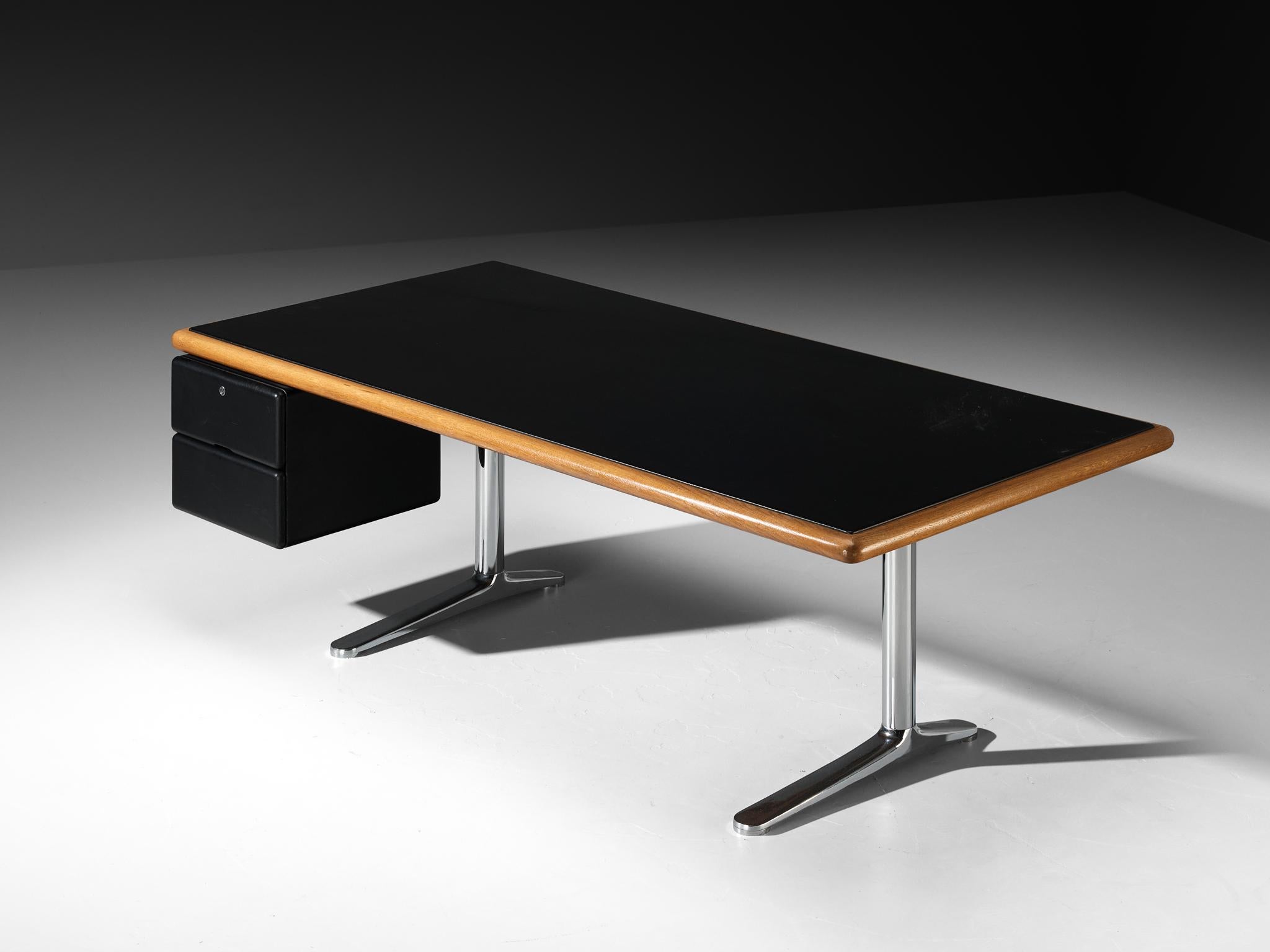 Warren Platner for Knoll, writing desk, oak, chrome-plated metal, black leather, United States, 1970s. 

This writing table with two drawers and an extendable panel was designed by Warren Platner for Knoll International in the 1970s. The three