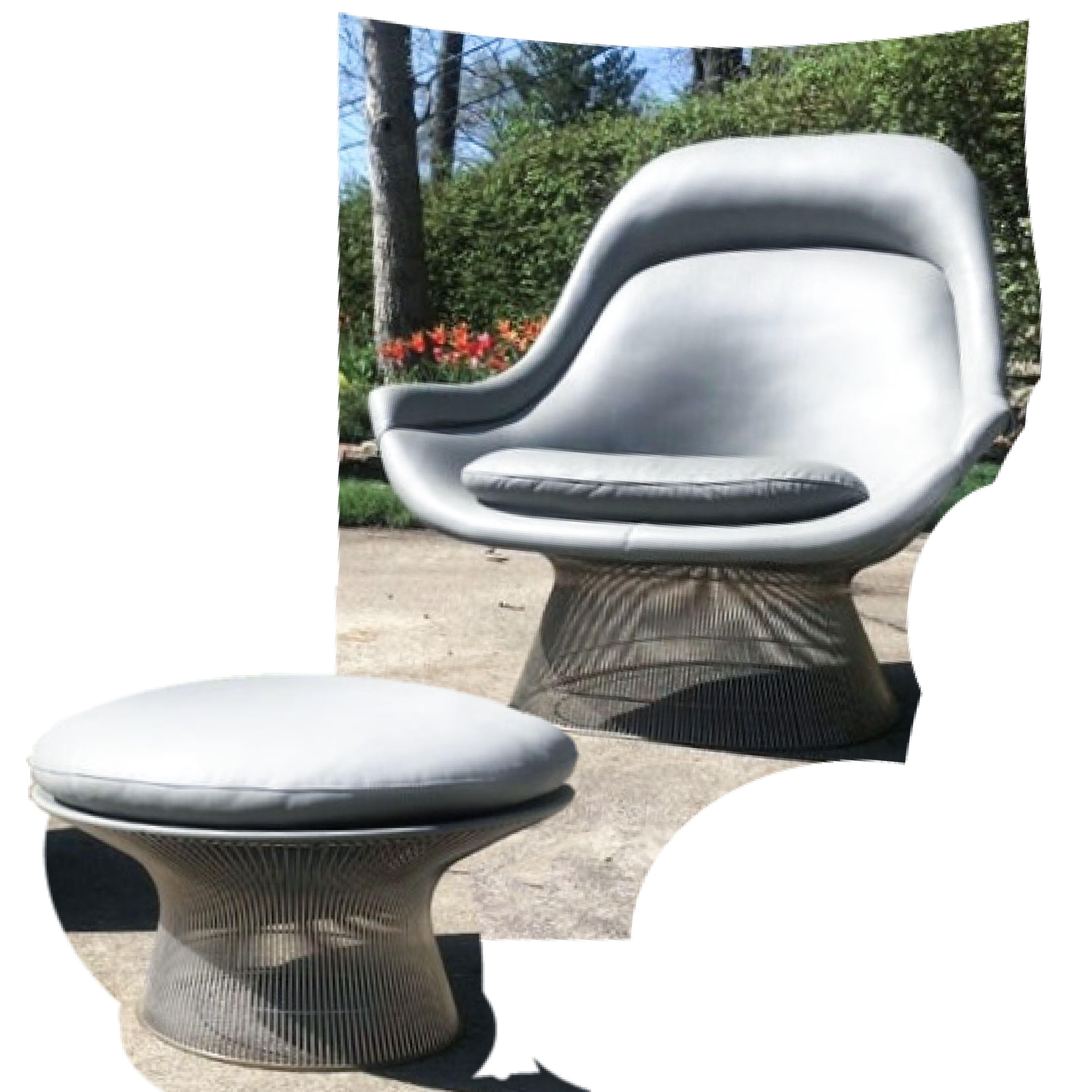 Acier inoxydable Warren Platner - Ensemble de deux fauteuils et repose-pieds en cuir gris 1705, Knoll, 1966 en vente