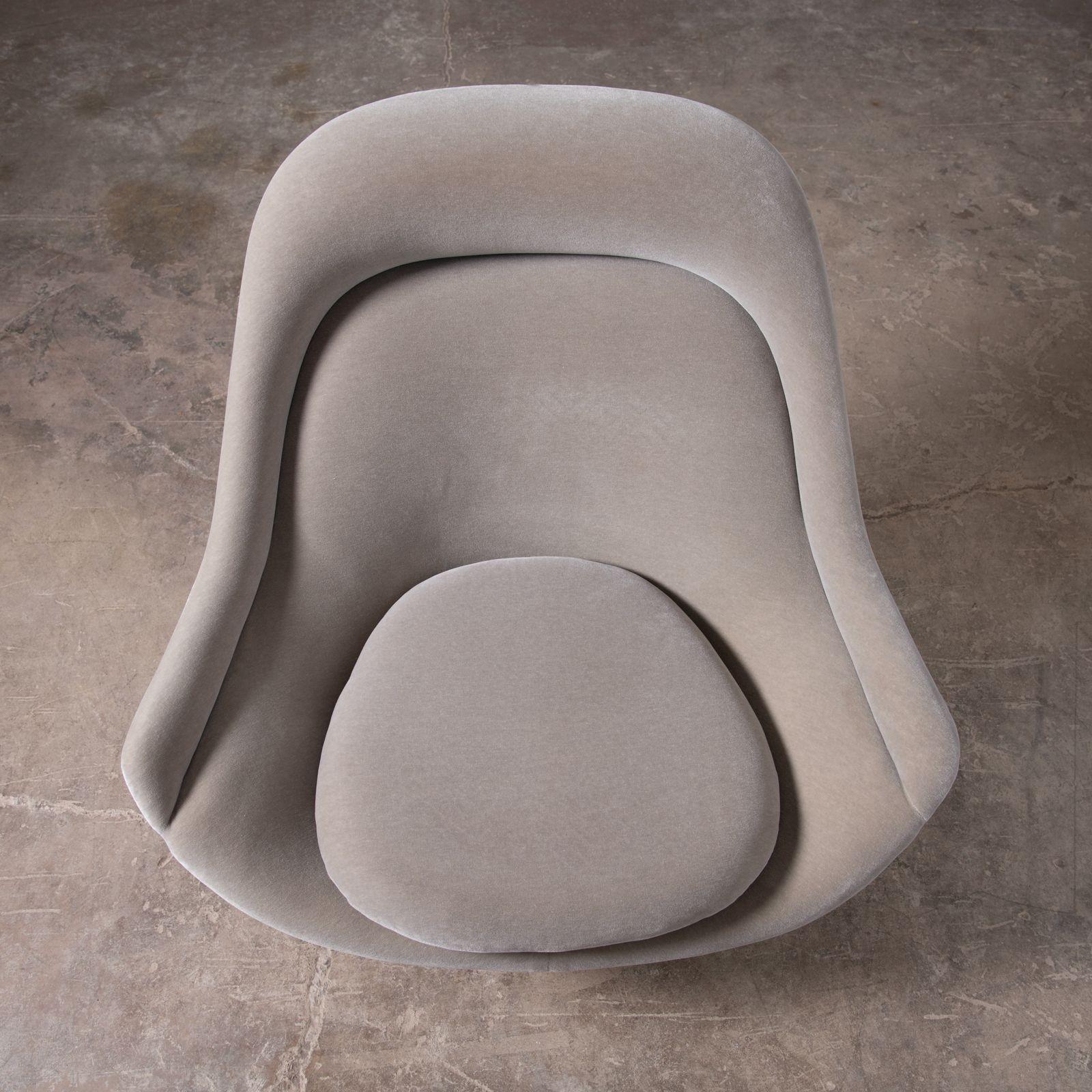 2 Warren Platner High Back Easy Chairs and Ottomans Gray Knoll Velvet & Nickel For Sale 7