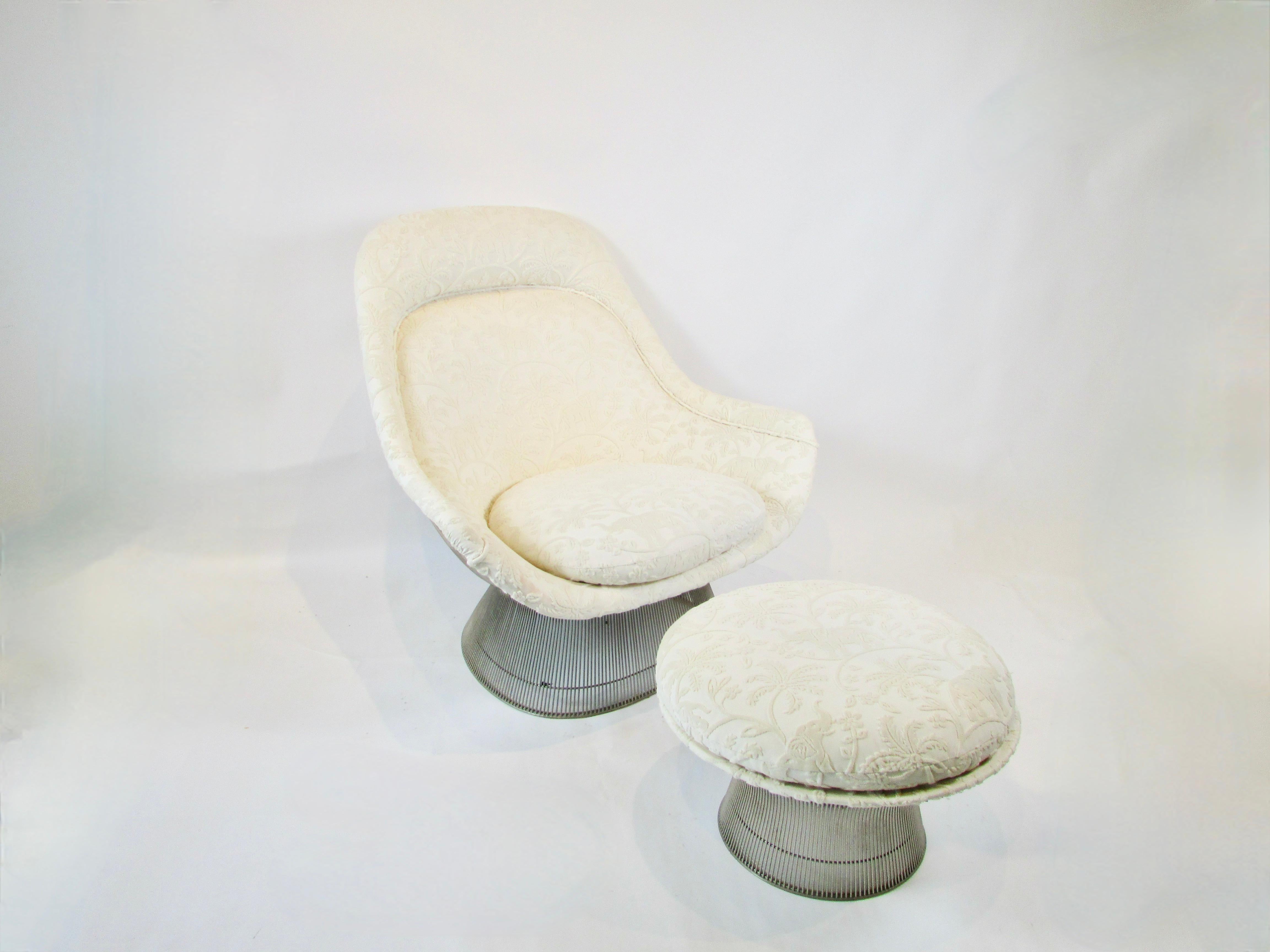 Américain Warren Platner Knoll 1705 grand fauteuil avec ottoman en textile safari exotique