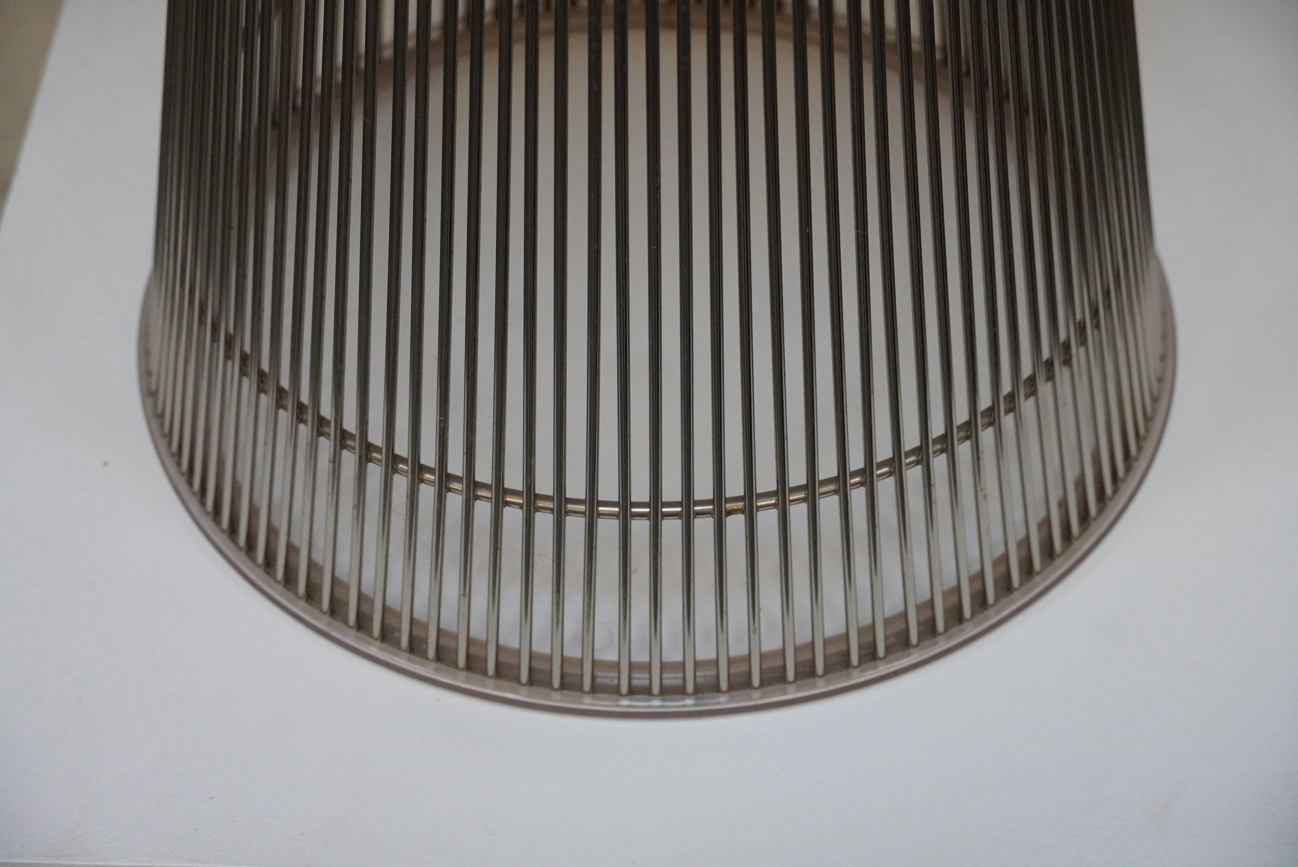 Fatto a mano Sgabello in nichel e tessuto Warren Platner, anni '80 circa in vendita