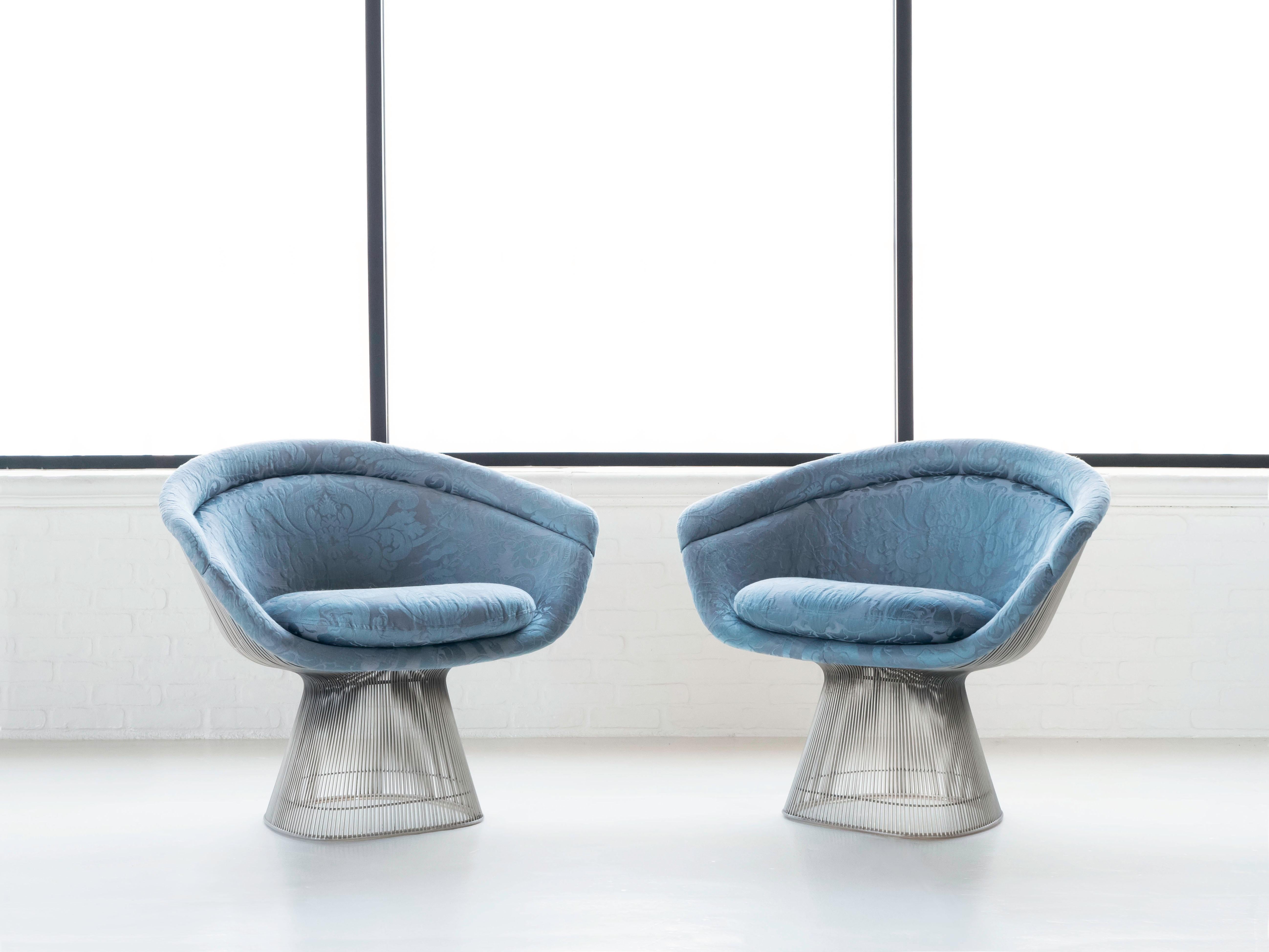 American Warren Platner Pair of Wire Frame Lounge Chairs for Knoll, 1960's For Sale